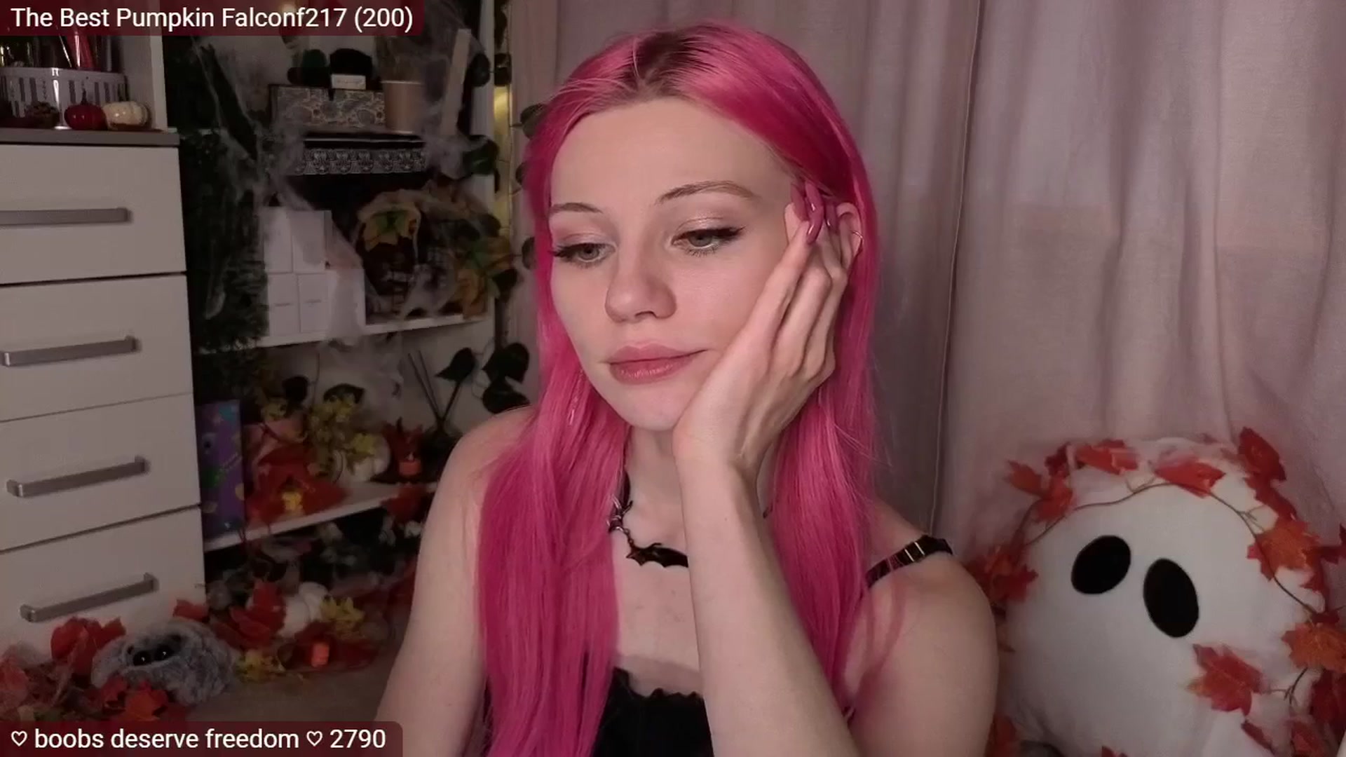 Gallery image thumbnail from JellyFox's myfreecams stream on, 11/02/2025, 08:05 image 14 of 20