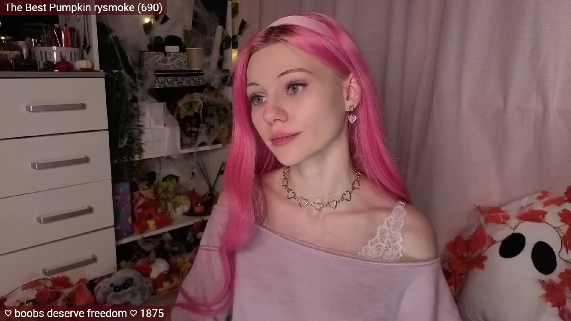 Gallery image thumbnail from JellyFox's myfreecams stream on, 11/04/2025, 06:35 image 18 of 20