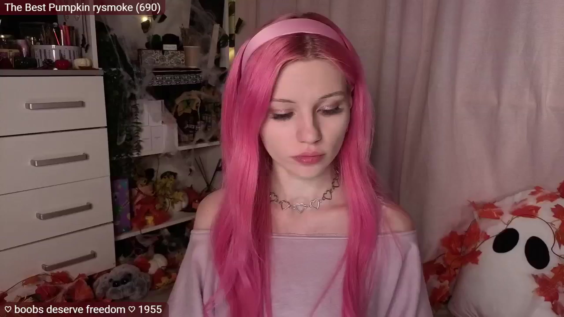 Gallery image thumbnail from JellyFox's myfreecams stream on, 11/04/2025, 06:35 image 2 of 20