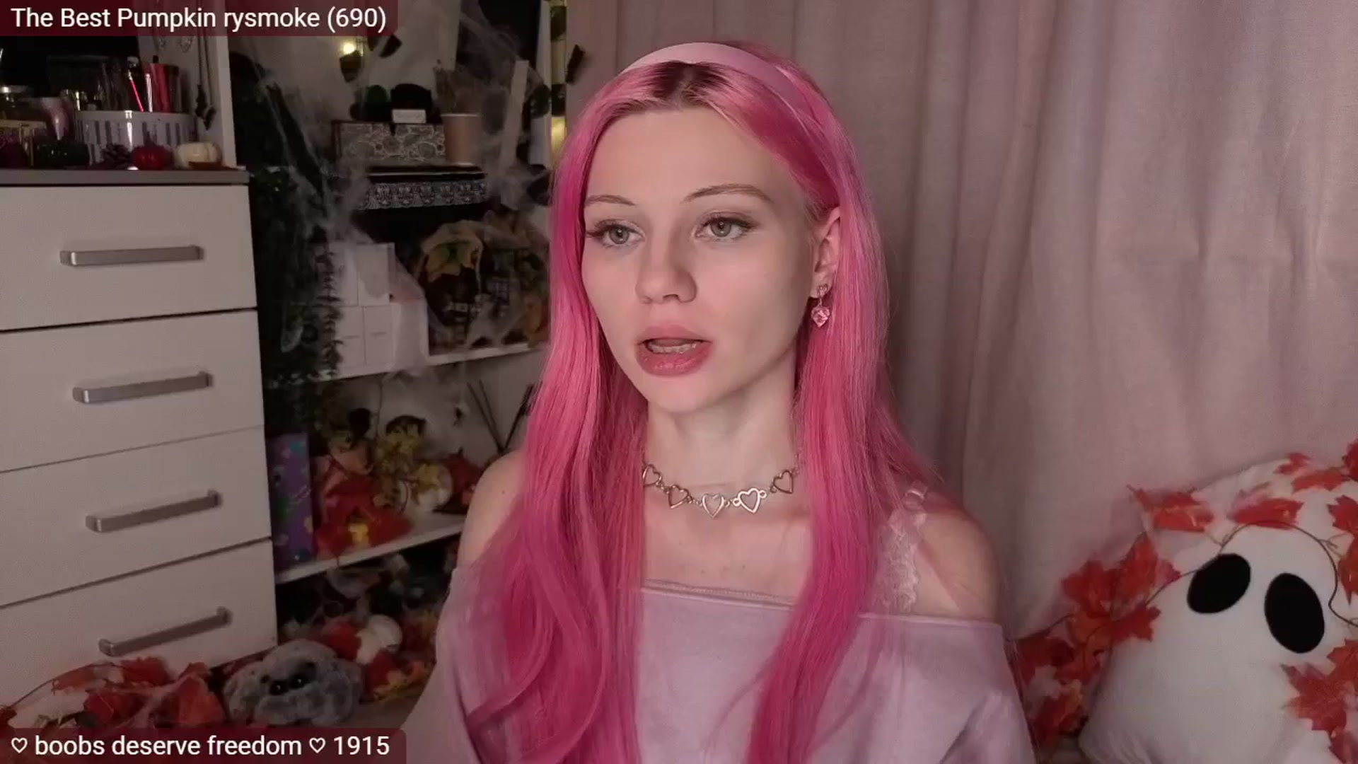 Gallery image thumbnail from JellyFox's myfreecams stream on, 11/04/2025, 06:35 image 9 of 20