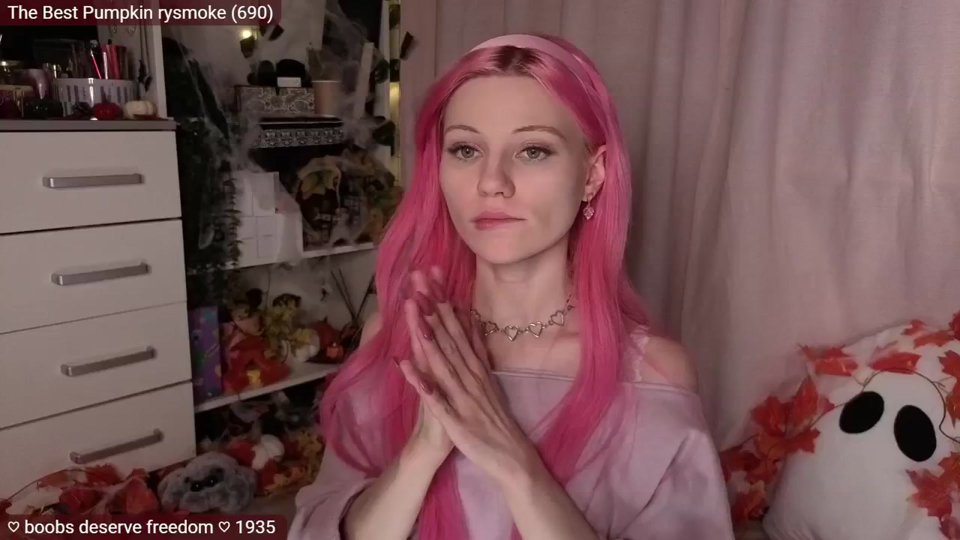 Gallery image thumbnail from JellyFox's myfreecams stream on, 11/04/2025, 06:35 image 8 of 20