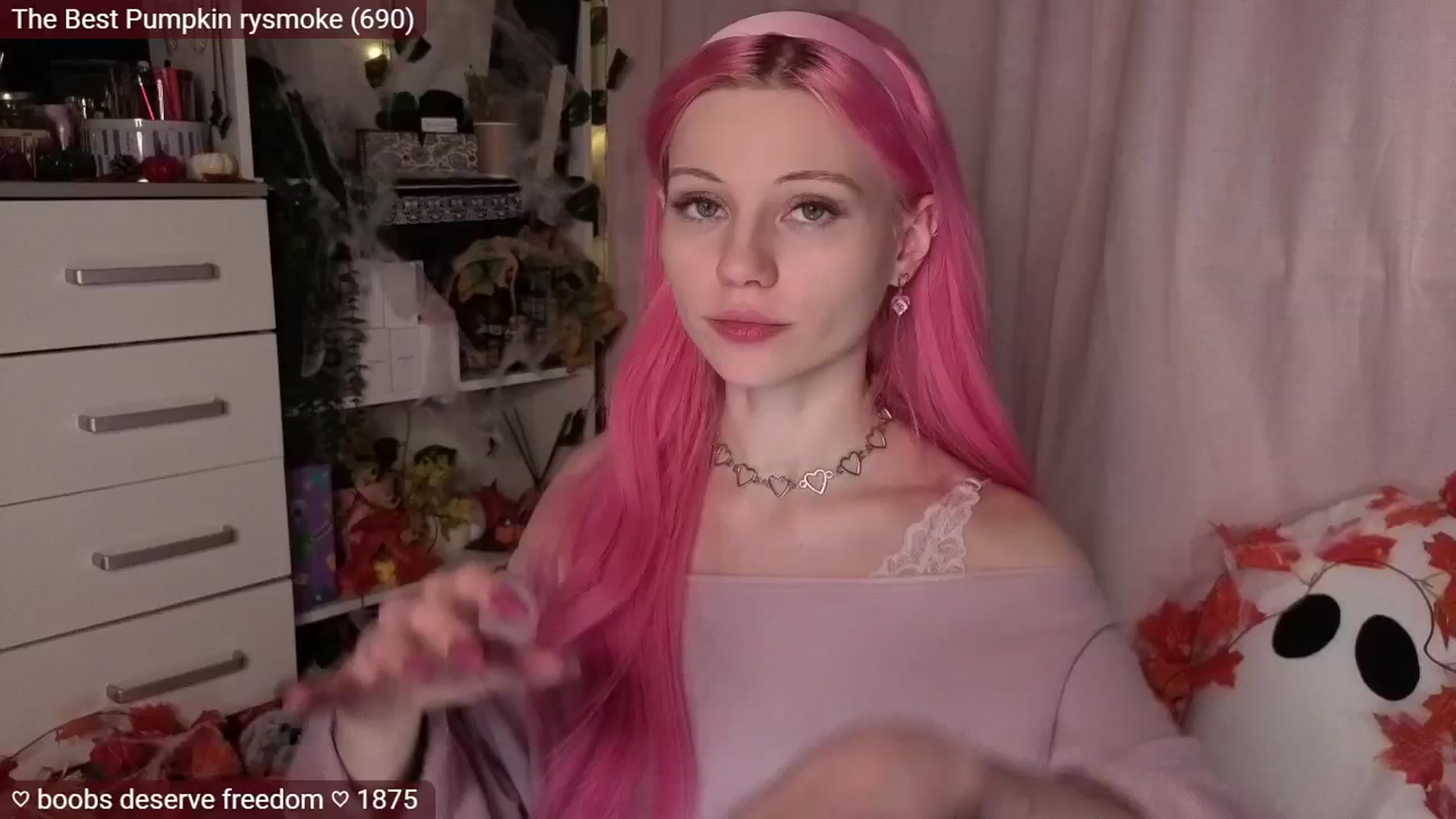 Gallery image thumbnail from JellyFox's myfreecams stream on, 11/04/2025, 06:35 image 16 of 20