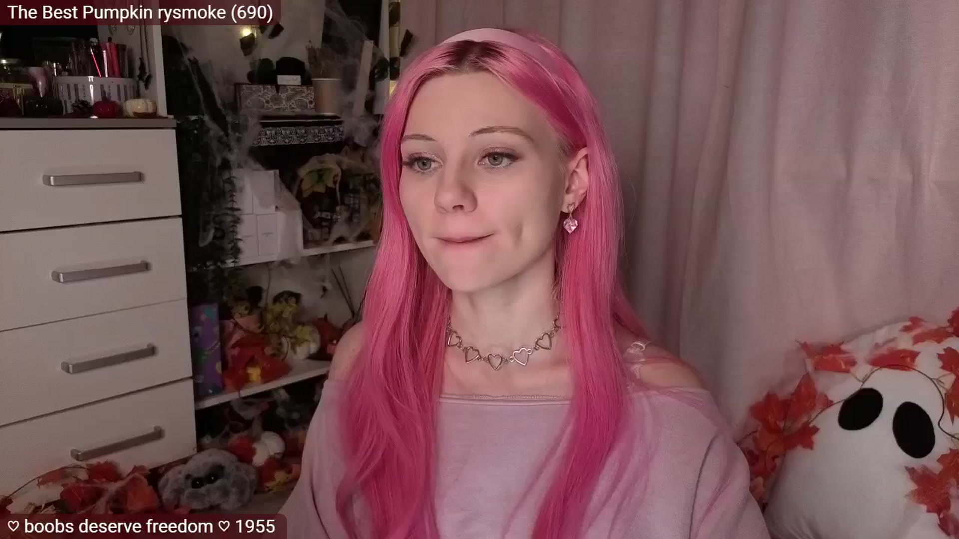 Gallery image thumbnail from JellyFox's myfreecams stream on, 11/04/2025, 06:35 image 3 of 20