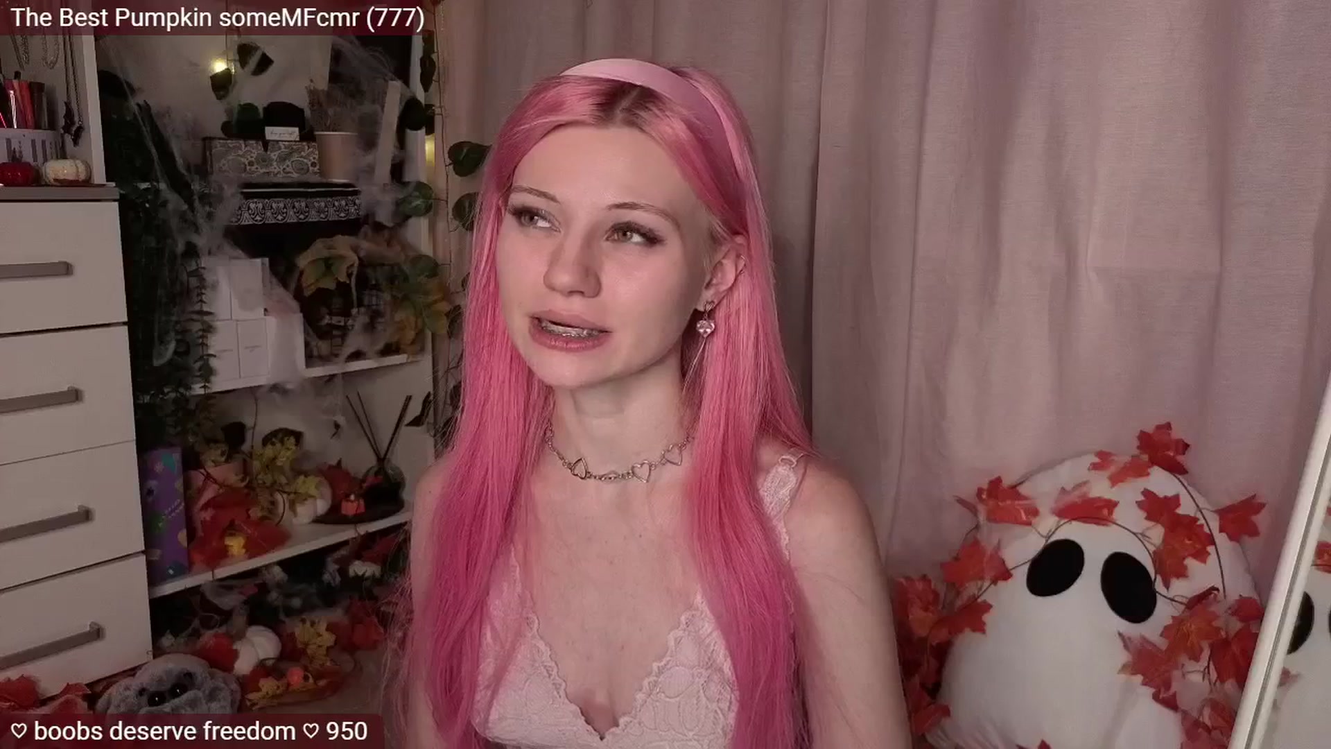 Gallery image thumbnail from JellyFox's myfreecams stream on, 11/05/2025, 06:17 image 15 of 20