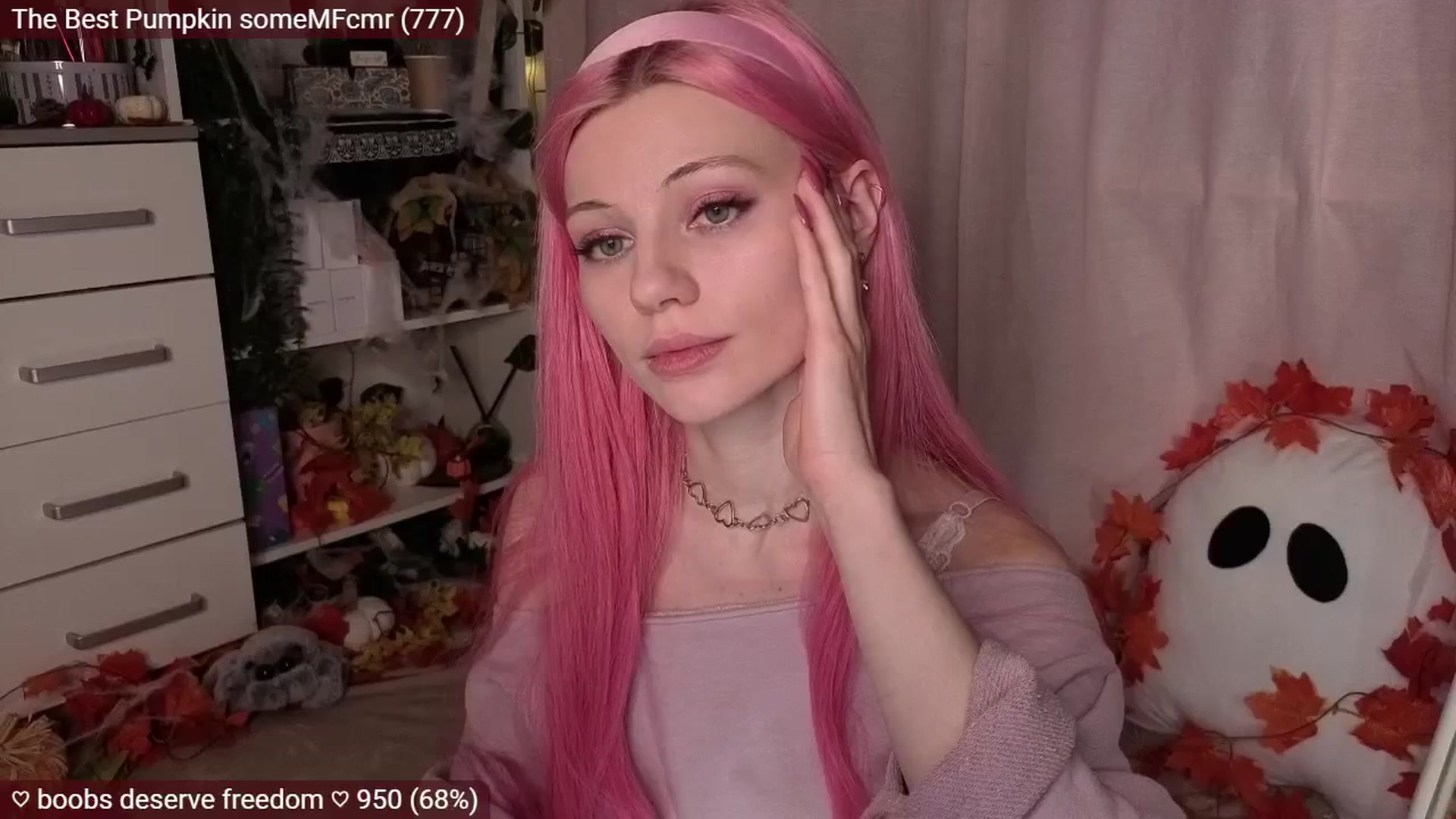 Gallery image thumbnail from JellyFox's myfreecams stream on, 11/05/2025, 08:14 image 2 of 20