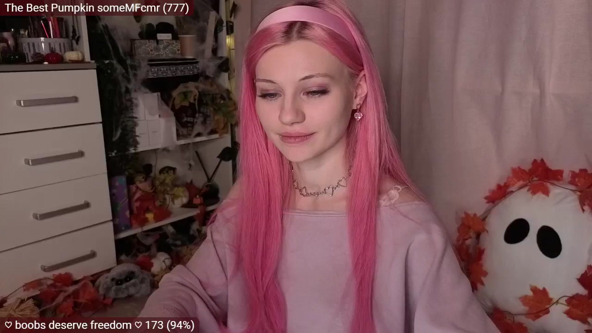 Gallery image thumbnail from JellyFox's myfreecams stream on, 11/05/2025, 08:14 image 6 of 20
