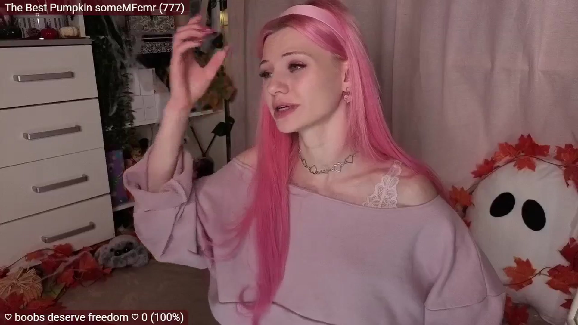 Gallery image thumbnail from JellyFox's myfreecams stream on, 11/05/2025, 08:14 image 12 of 20