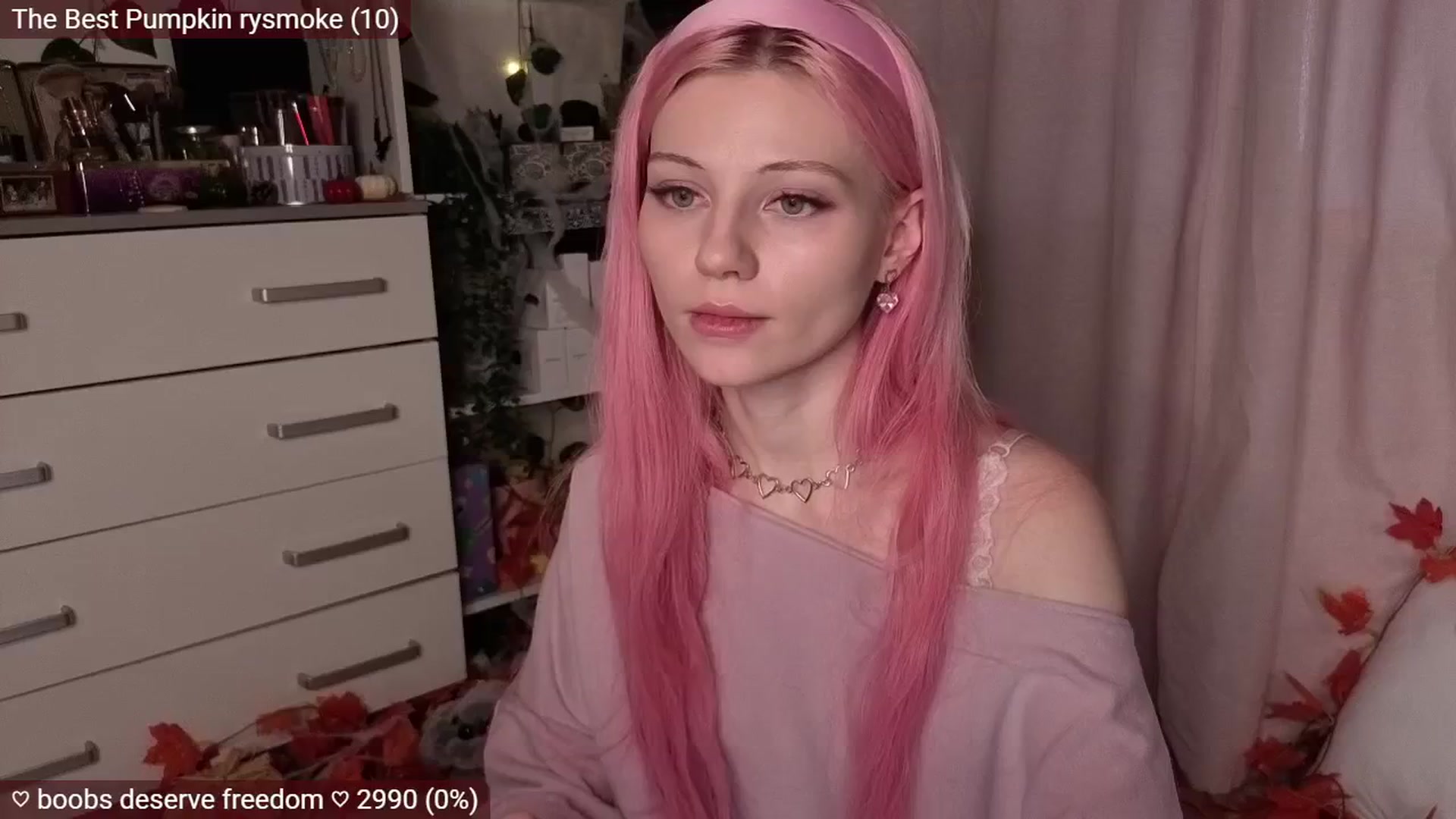 Gallery image thumbnail from JellyFox's myfreecams stream on, 11/08/2025, 07:36 image 13 of 20