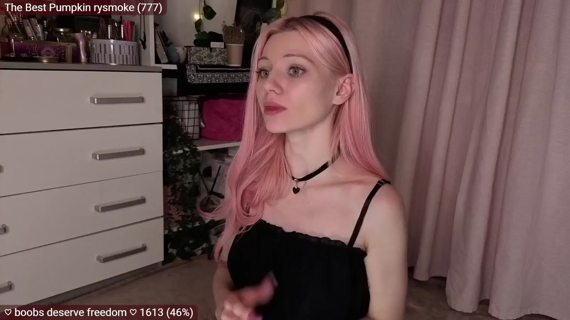 Gallery image thumbnail from JellyFox's myfreecams stream on, 11/14/2025, 05:31 image 18 of 20