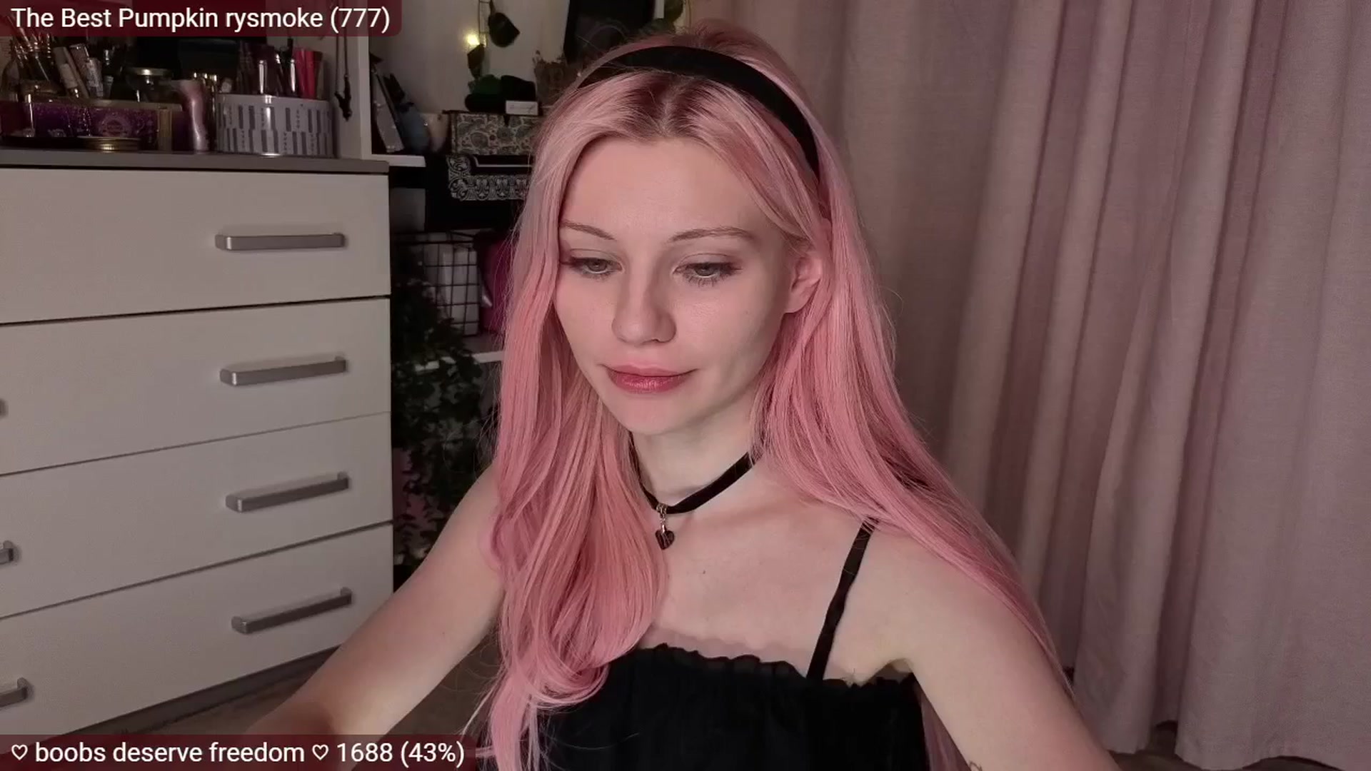 Gallery image thumbnail from JellyFox's myfreecams stream on, 11/14/2025, 05:31 image 7 of 20