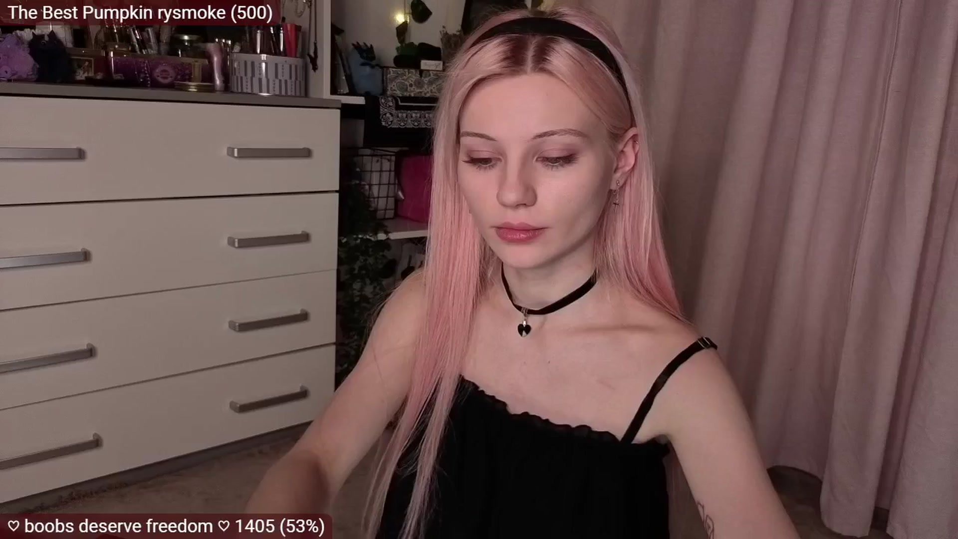 Gallery image thumbnail from JellyFox's myfreecams stream on, 11/17/2025, 05:20 image 11 of 20