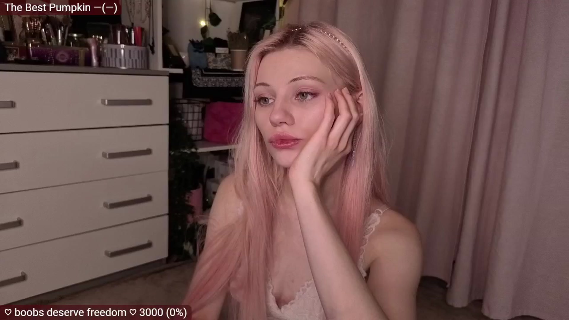 Gallery image thumbnail from JellyFox's myfreecams stream on, 11/19/2025, 04:55 image 2 of 20