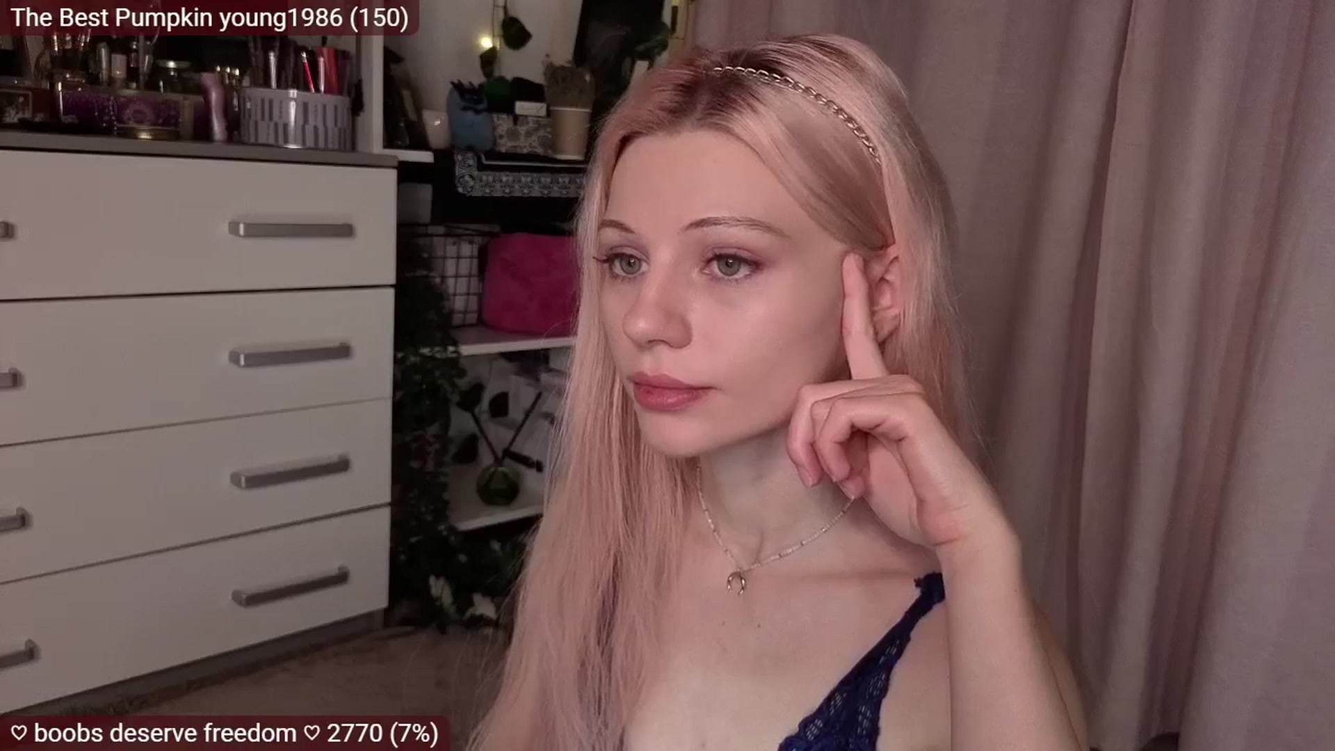 Gallery image thumbnail from JellyFox's myfreecams stream on, 11/20/2025, 05:12 image 20 of 20