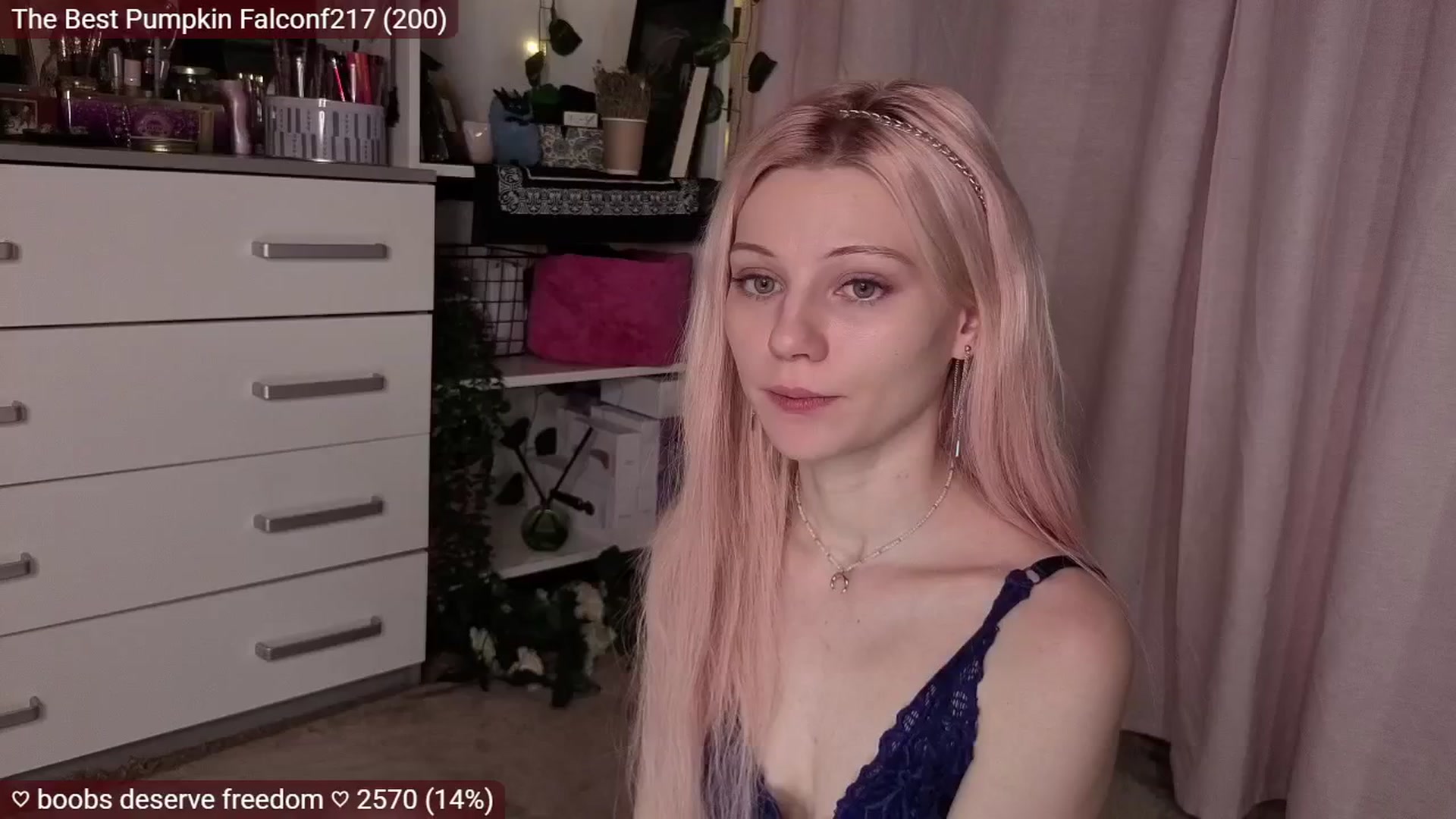 Gallery image thumbnail from JellyFox's myfreecams stream on, 11/20/2025, 06:15 image 4 of 20