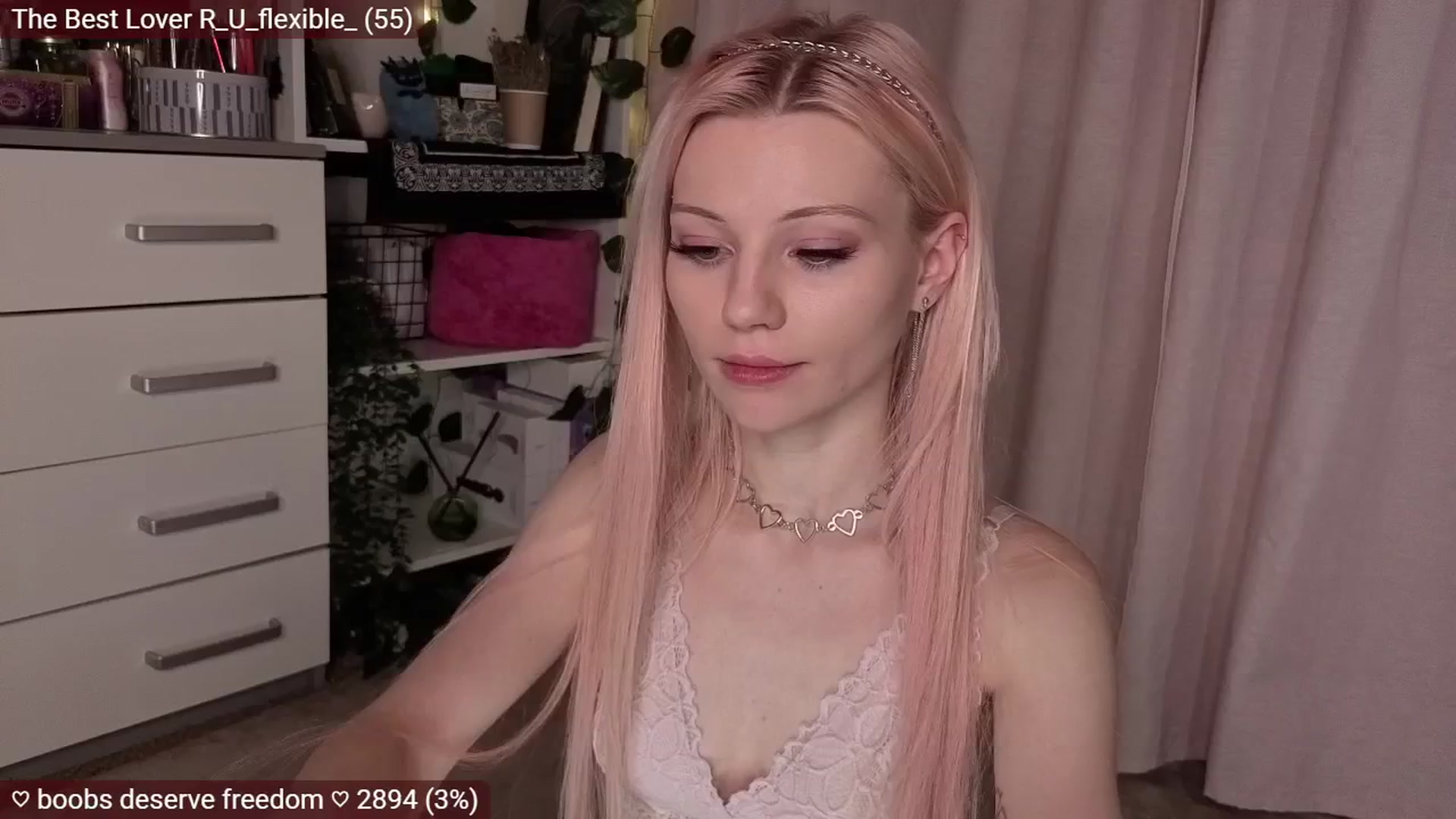 Gallery image thumbnail from JellyFox's myfreecams stream on, 11/23/2025, 03:29 image 18 of 20