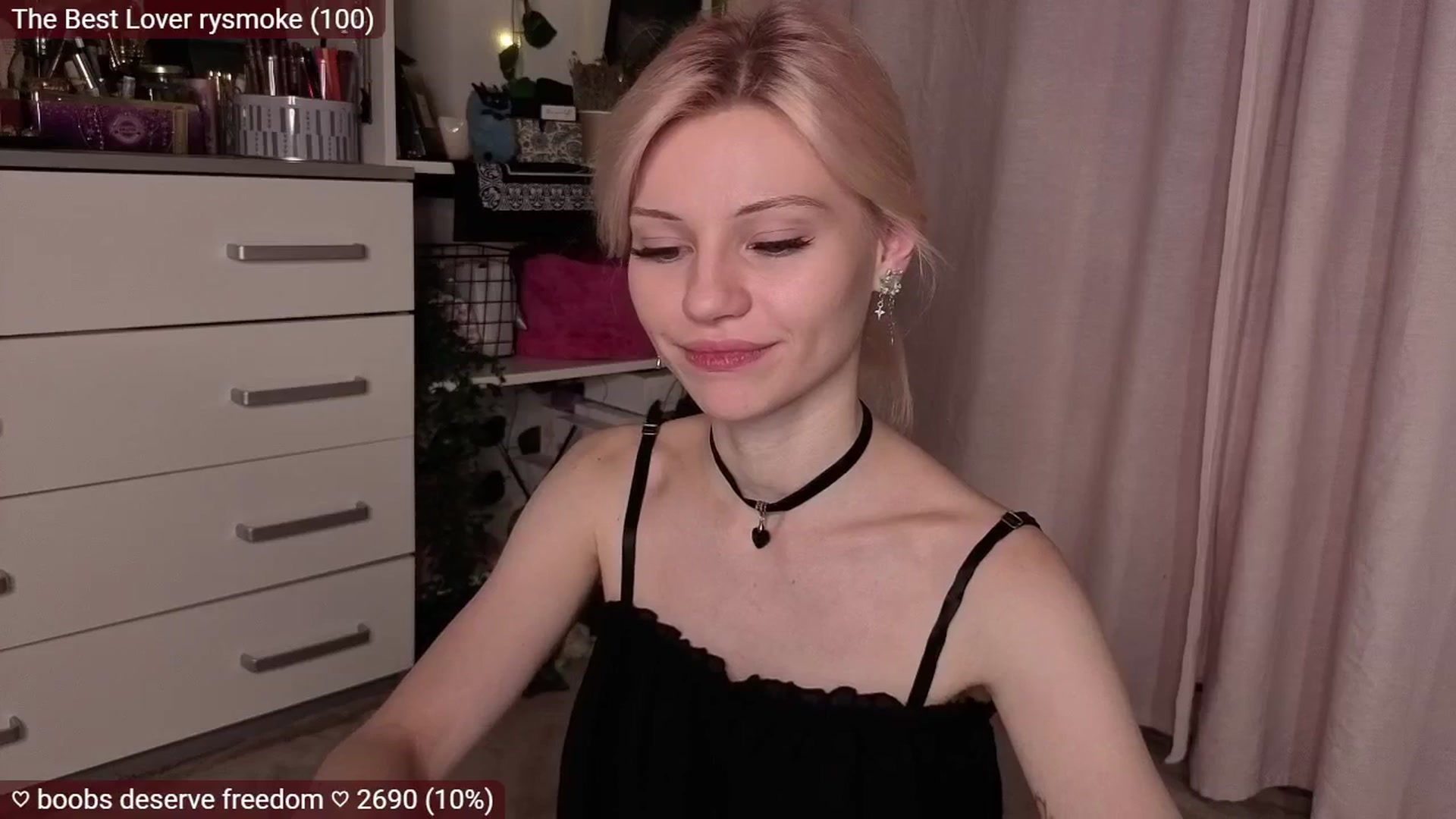 Gallery image thumbnail from JellyFox's myfreecams stream on, 11/26/2025, 06:32 image 9 of 20