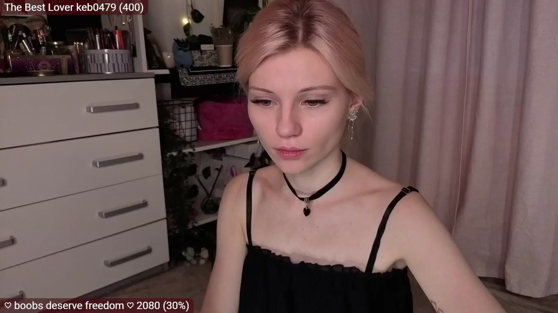 Gallery image thumbnail from JellyFox's myfreecams stream on, 11/26/2025, 08:24 image 6 of 20