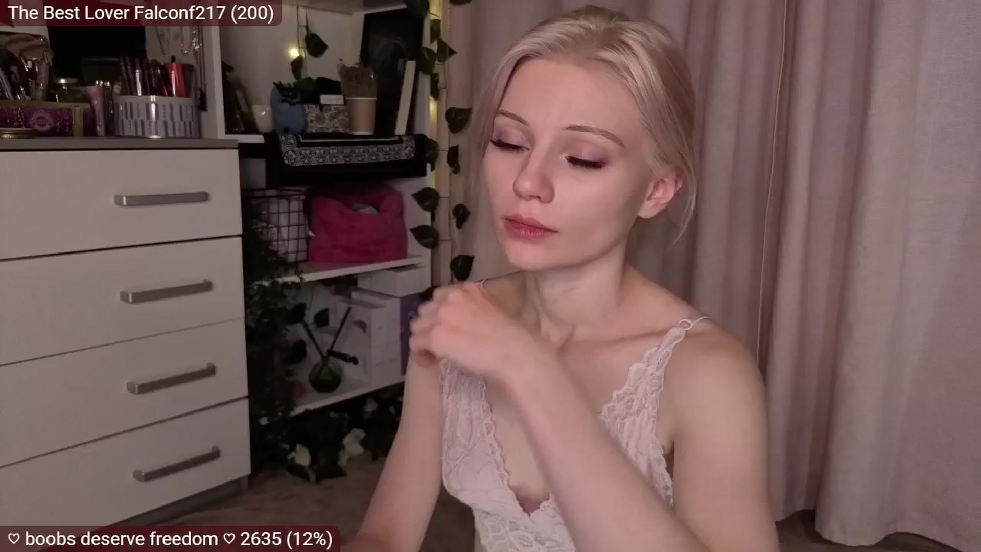Gallery image thumbnail from JellyFox's myfreecams stream on, 11/28/2025, 05:22 image 8 of 20
