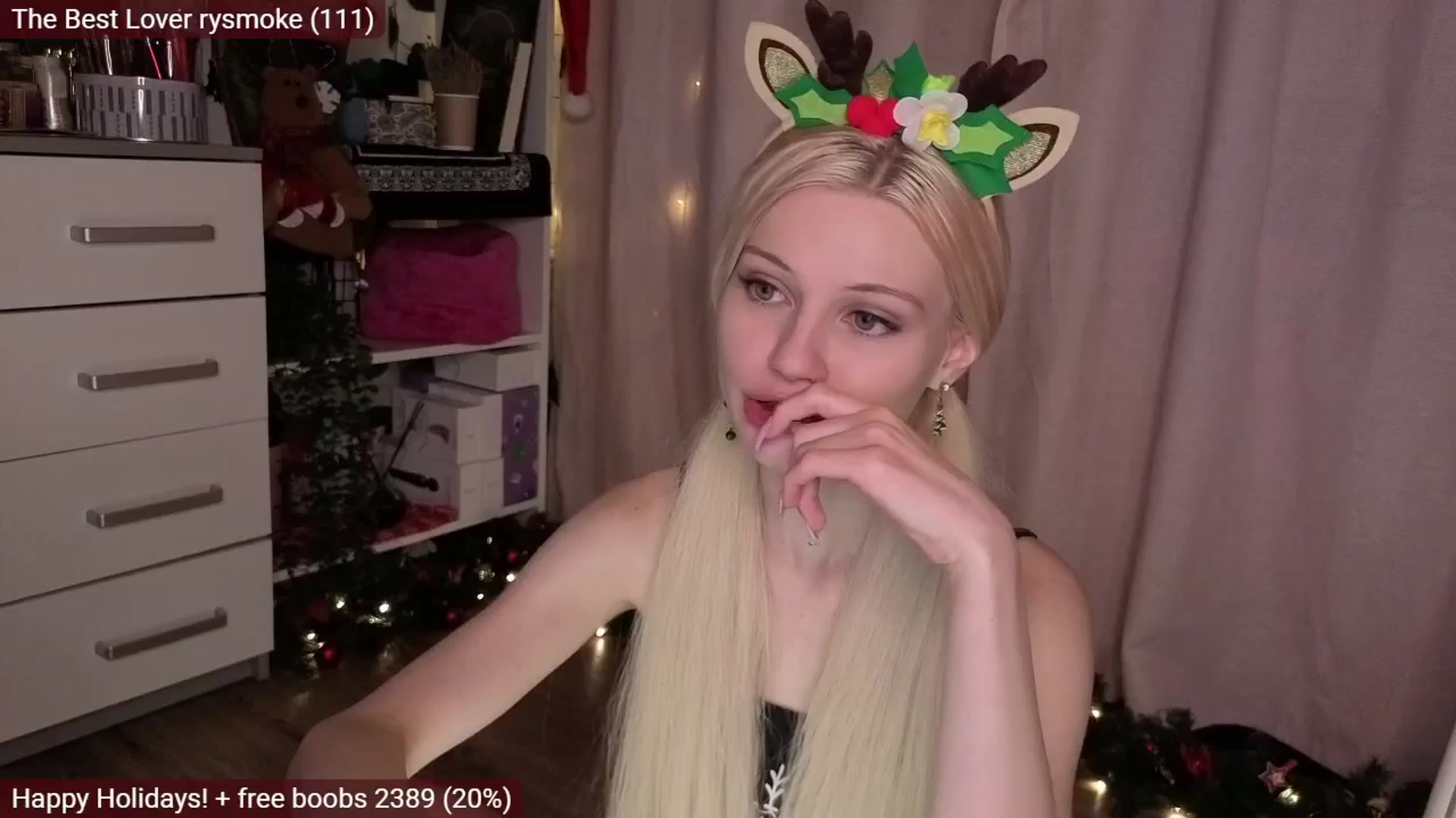 Gallery image thumbnail from JellyFox's myfreecams stream on, 12/24/2025, 07:28 image 1 of 20