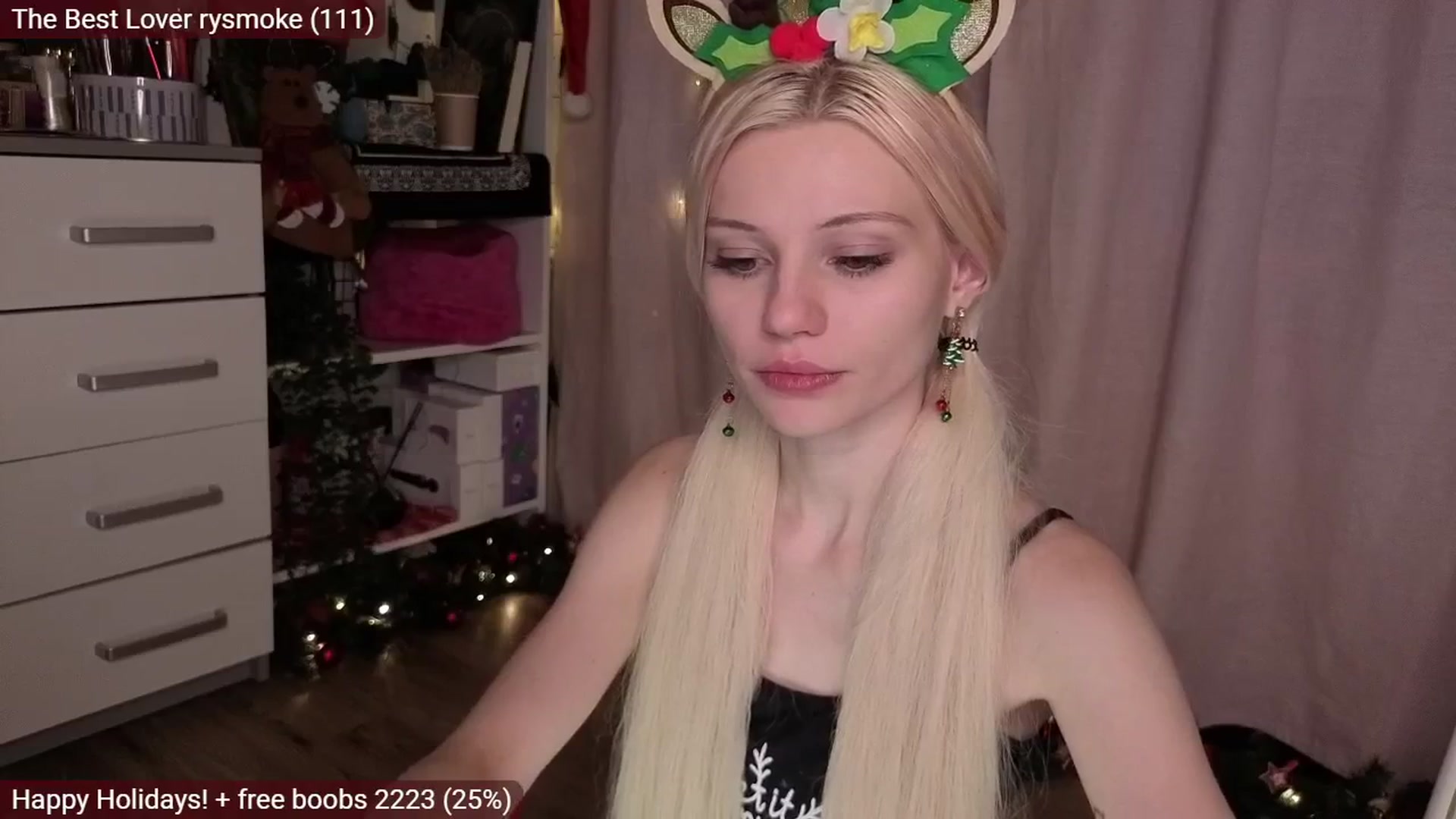 Gallery image thumbnail from JellyFox's myfreecams stream on, 12/24/2025, 07:28 image 11 of 20