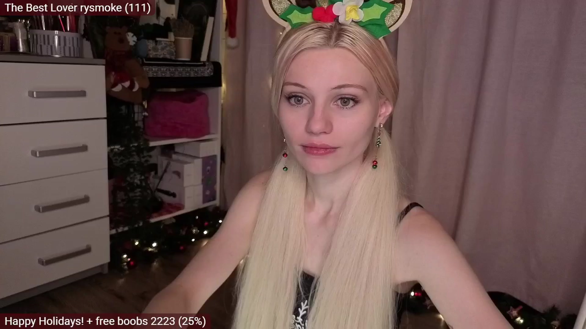 Gallery image thumbnail from JellyFox's myfreecams stream on, 12/24/2025, 07:28 image 3 of 20