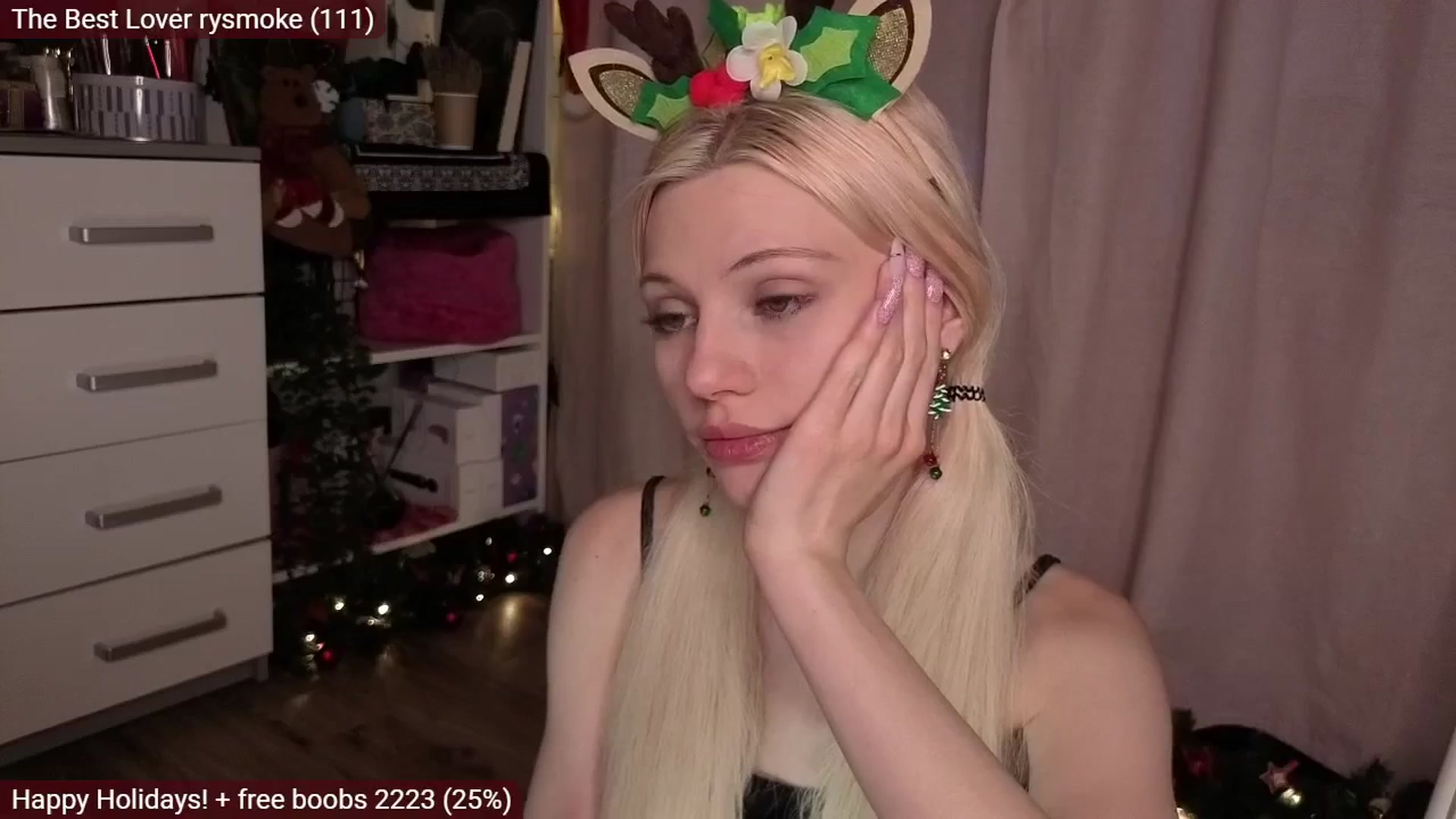 Gallery image thumbnail from JellyFox's myfreecams stream on, 12/24/2025, 07:28 image 17 of 20