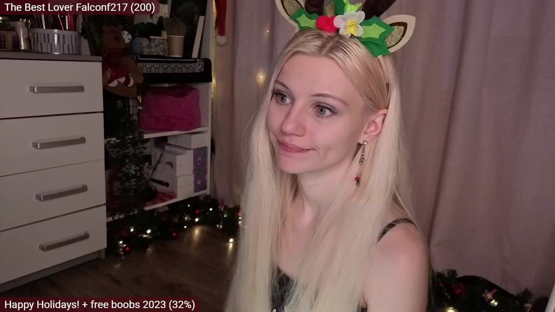 Gallery image thumbnail from JellyFox's myfreecams stream on, 12/24/2025, 07:55 image 10 of 20