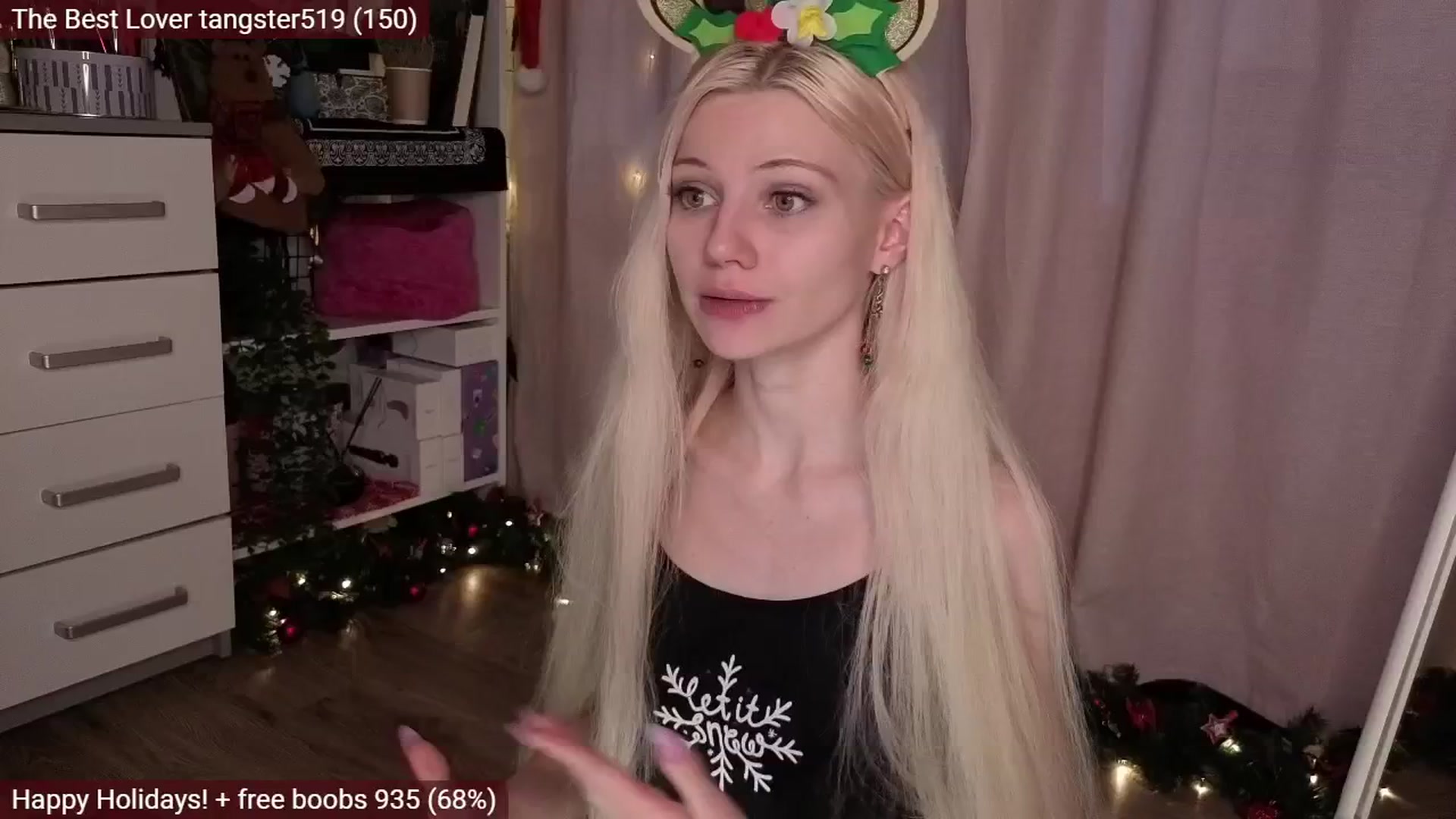 Gallery image thumbnail from JellyFox's myfreecams stream on, 12/24/2025, 08:35 image 7 of 20