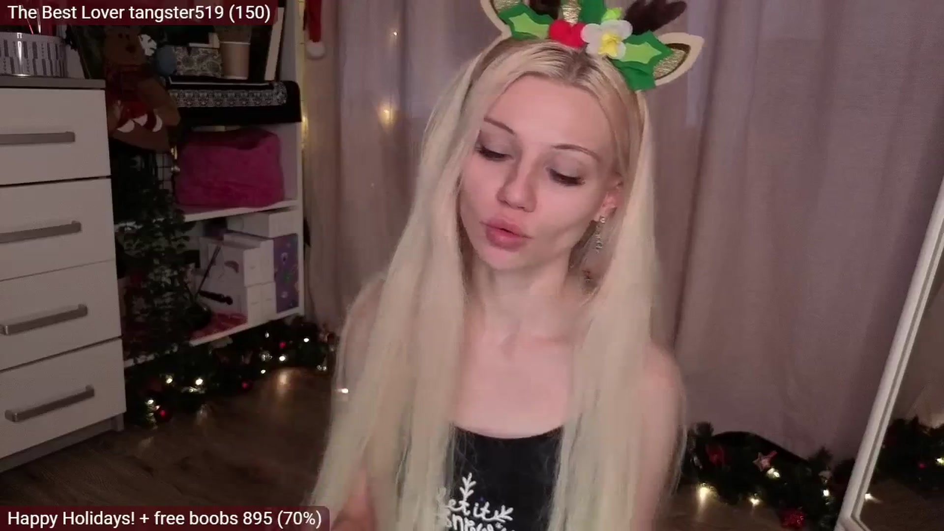 Gallery image thumbnail from JellyFox's myfreecams stream on, 12/24/2025, 09:20 image 15 of 20