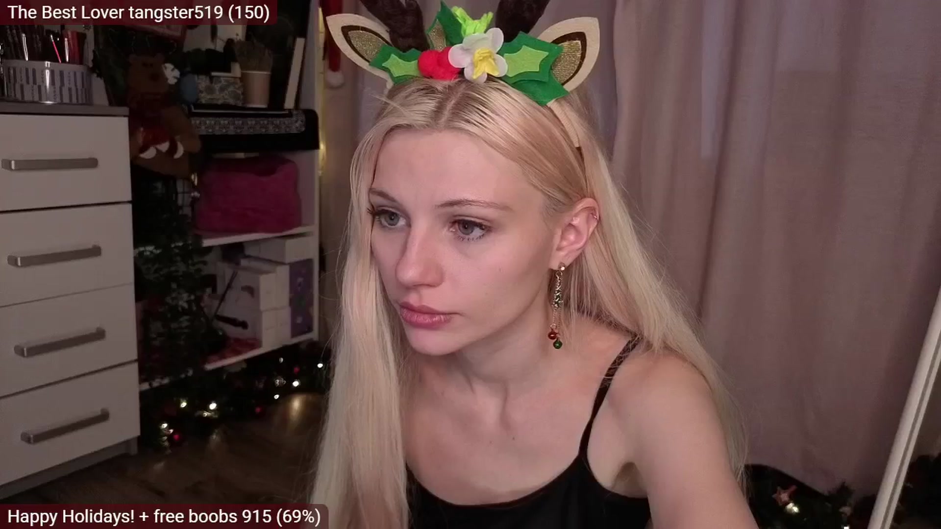 Gallery image thumbnail from JellyFox's myfreecams stream on, 12/24/2025, 09:20 image 7 of 20
