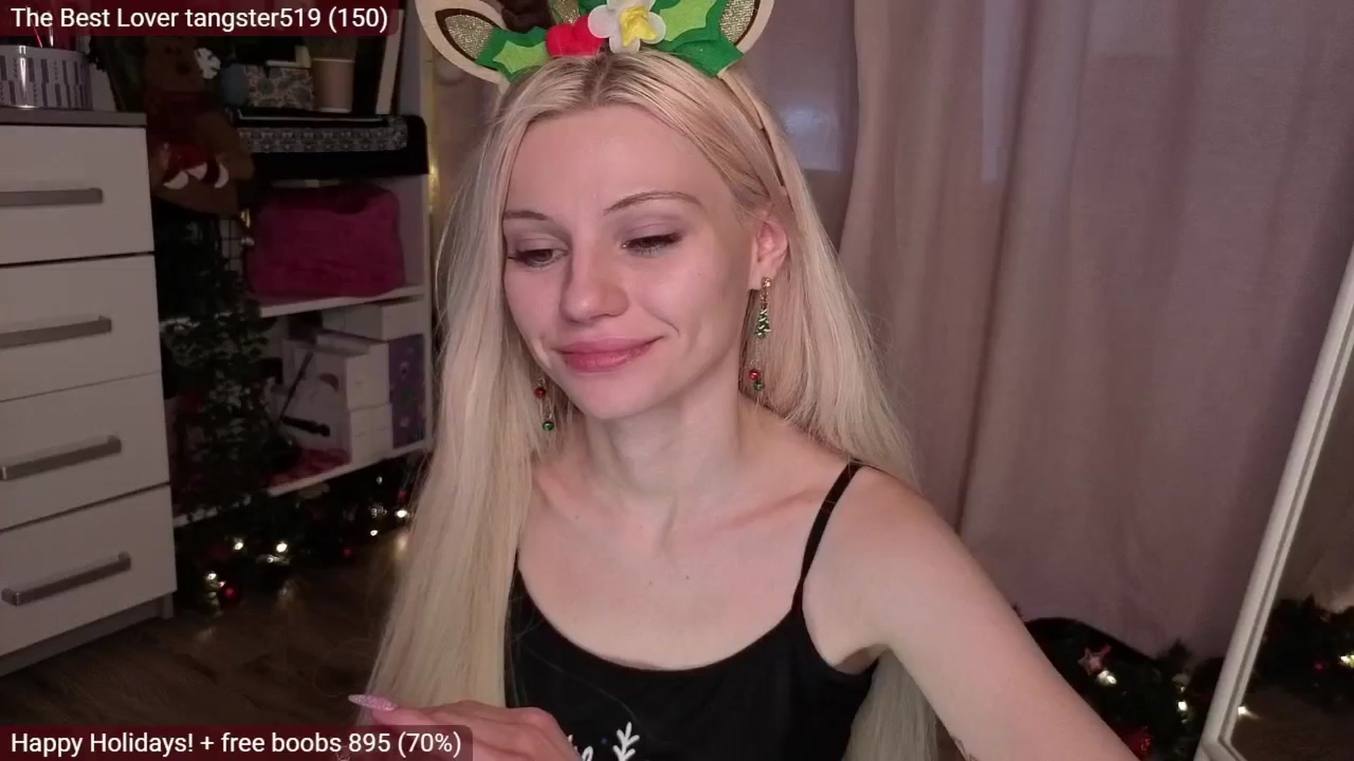 Gallery image thumbnail from JellyFox's myfreecams stream on, 12/24/2025, 09:20 image 13 of 20