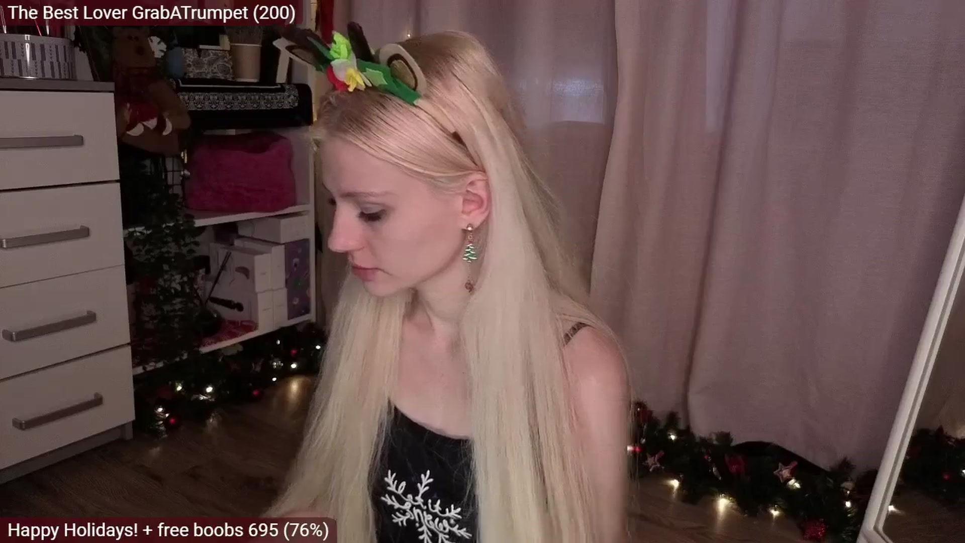 Gallery image thumbnail from JellyFox's myfreecams stream on, 12/24/2025, 09:20 image 18 of 20