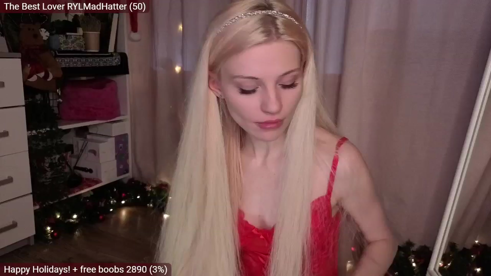 Gallery image thumbnail from JellyFox's myfreecams stream on, 12/26/2025, 08:08 image 15 of 20