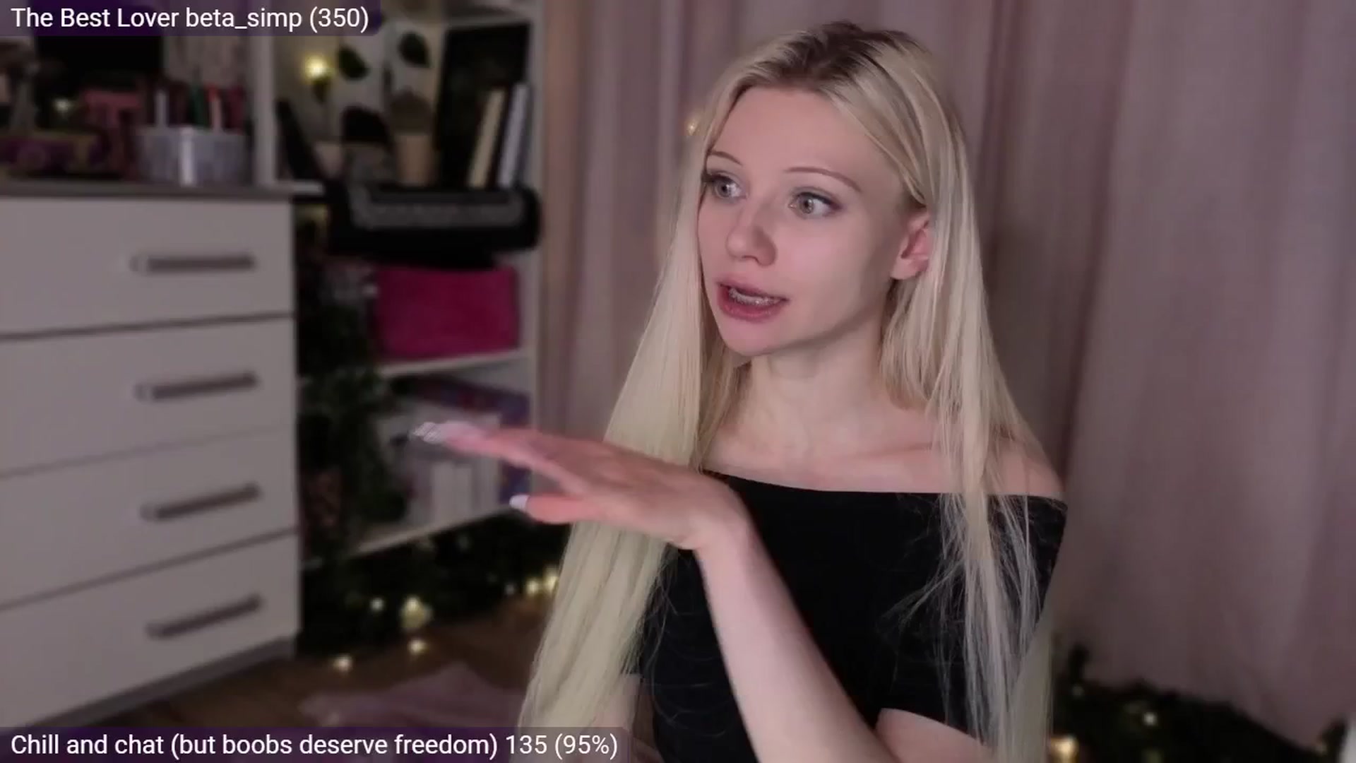 Gallery image thumbnail from JellyFox's myfreecams stream on, 02/22/2026, 05:35 image 15 of 20
