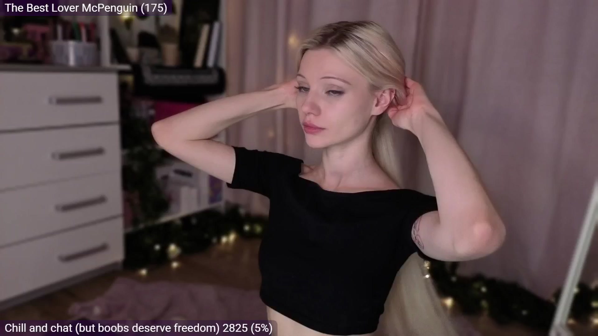 Gallery image thumbnail from JellyFox's myfreecams stream on, 02/22/2026, 05:35 image 1 of 20