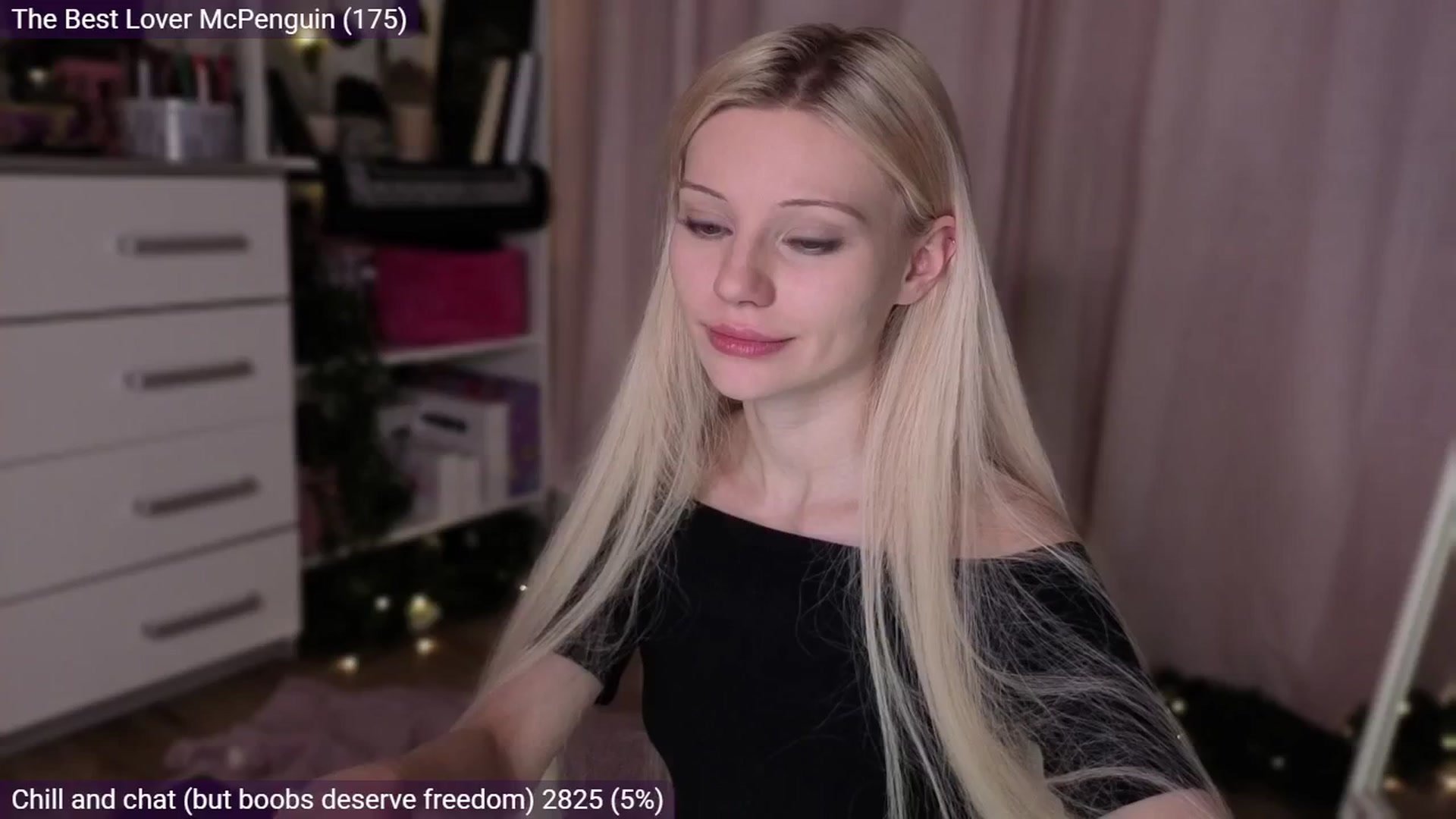 Gallery image thumbnail from JellyFox's myfreecams stream on, 02/22/2026, 05:35 image 3 of 20