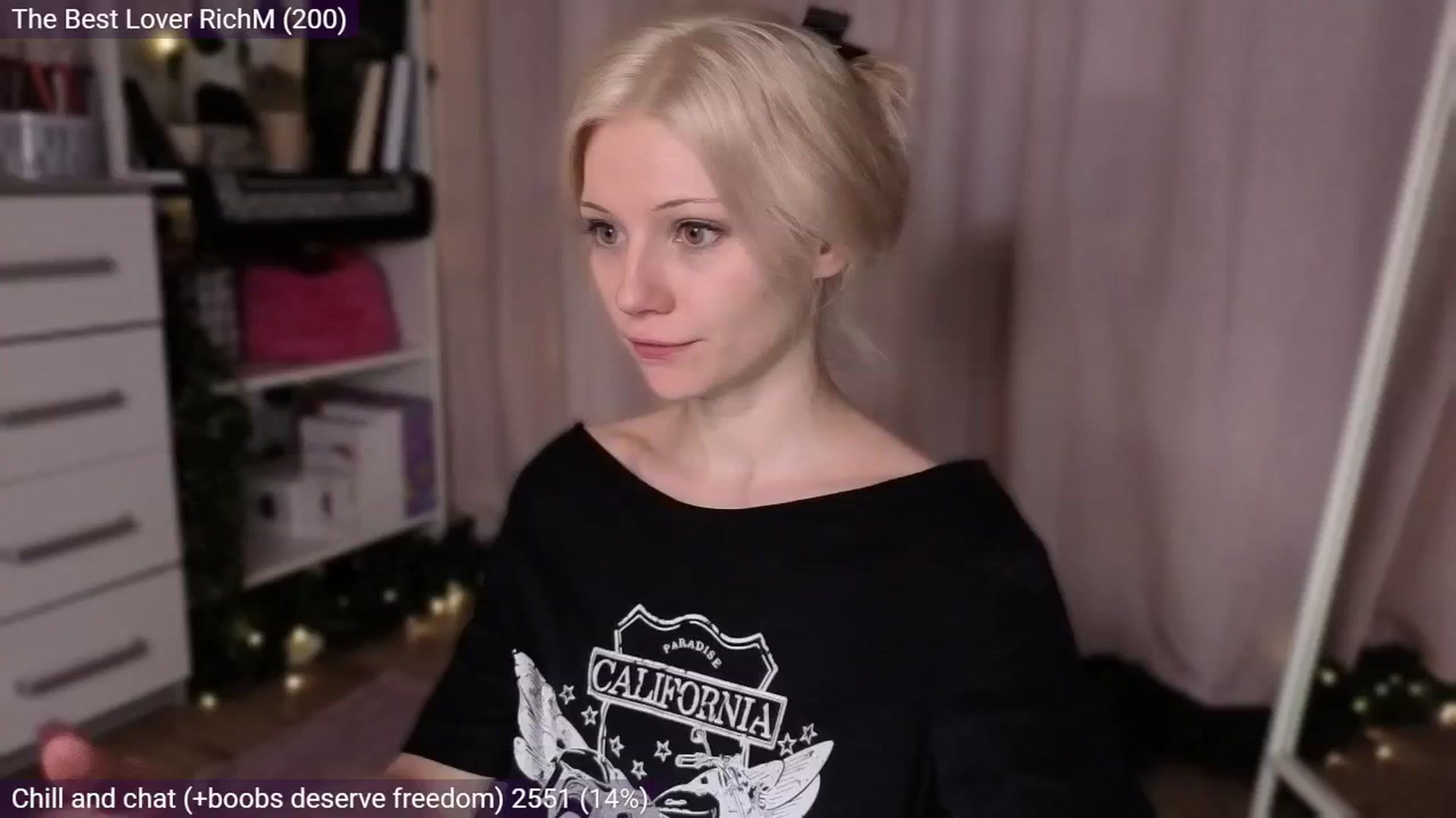 Gallery image thumbnail from JellyFox's myfreecams stream on, 03/01/2026, 06:14 image 16 of 20