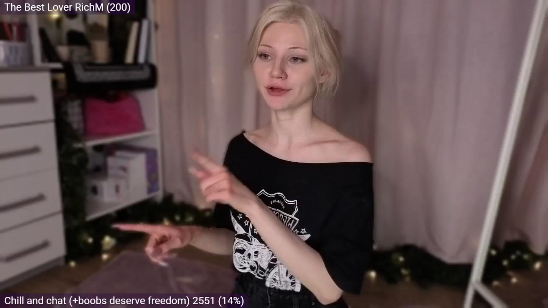 Gallery image thumbnail from JellyFox's myfreecams stream on, 03/01/2026, 06:14 image 13 of 20