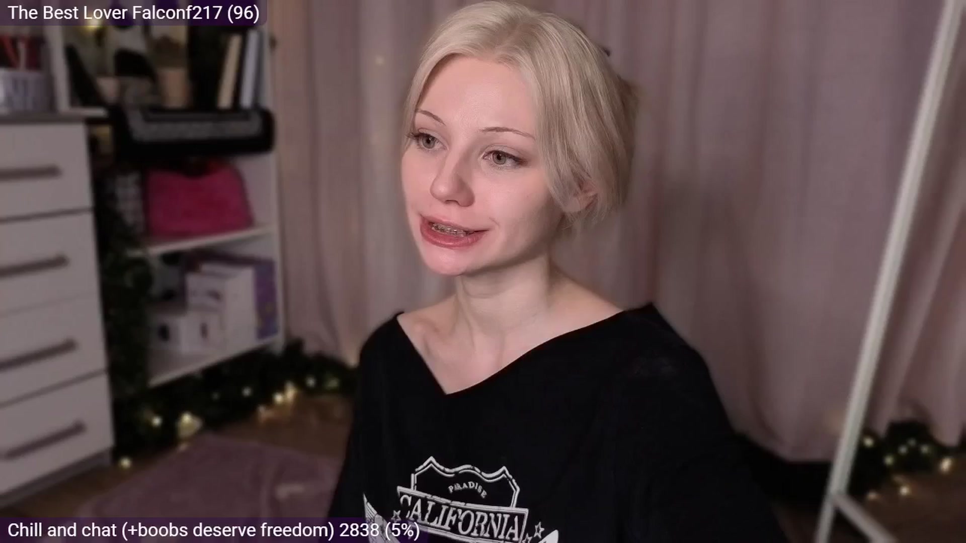 Gallery image thumbnail from JellyFox's myfreecams stream on, 03/01/2026, 06:14 image 11 of 20
