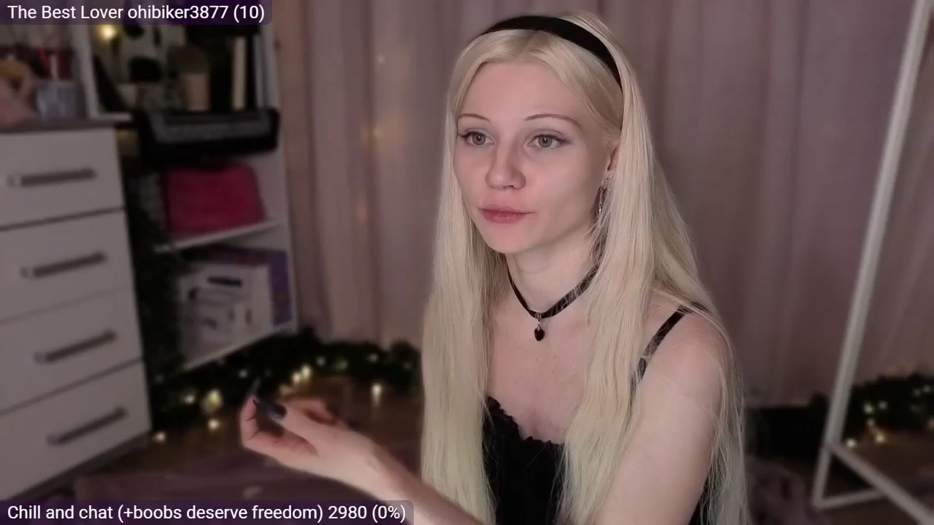 Gallery image thumbnail from JellyFox's myfreecams stream on, 03/09/2026, 02:42 image 12 of 20