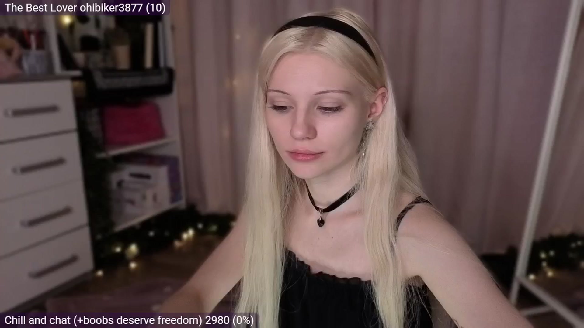 Gallery image thumbnail from JellyFox's myfreecams stream on, 03/09/2026, 02:42 image 15 of 20