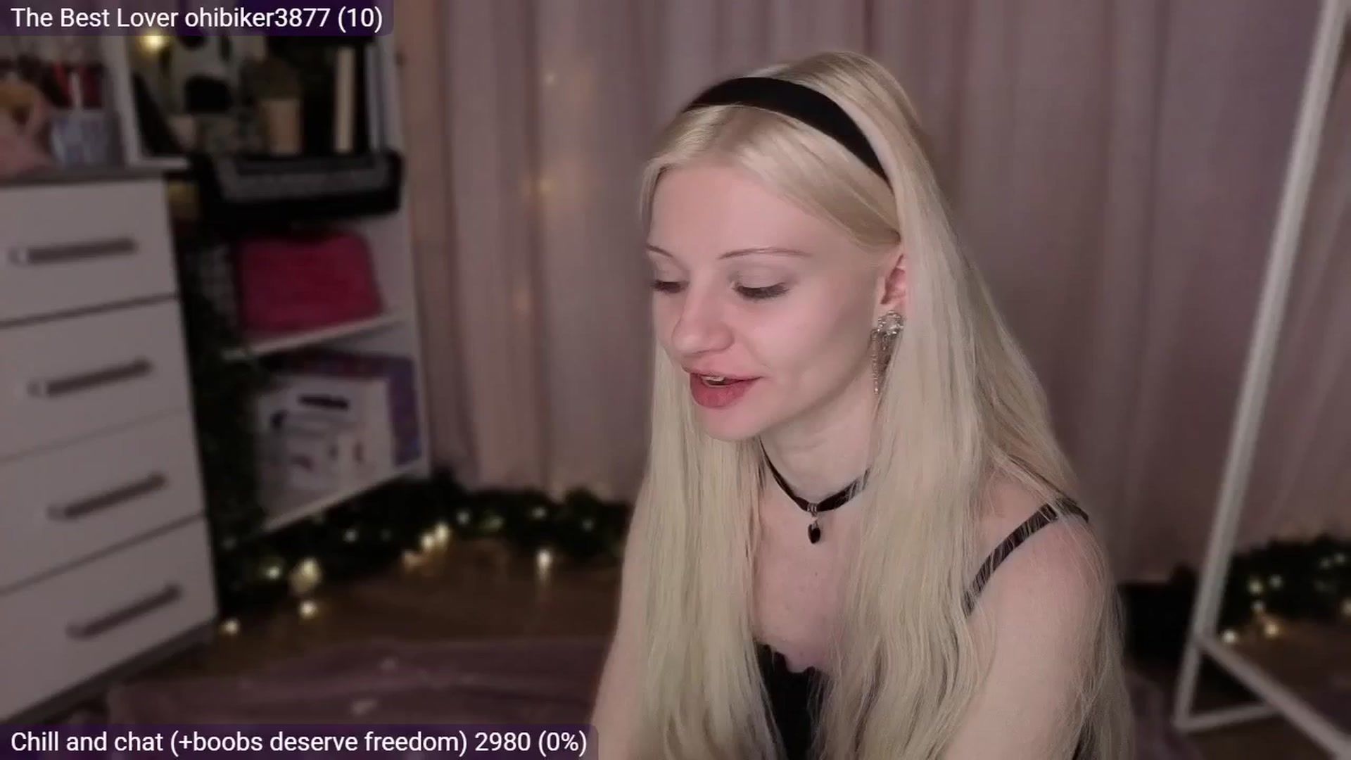 Gallery image thumbnail from JellyFox's myfreecams stream on, 03/09/2026, 02:42 image 6 of 20