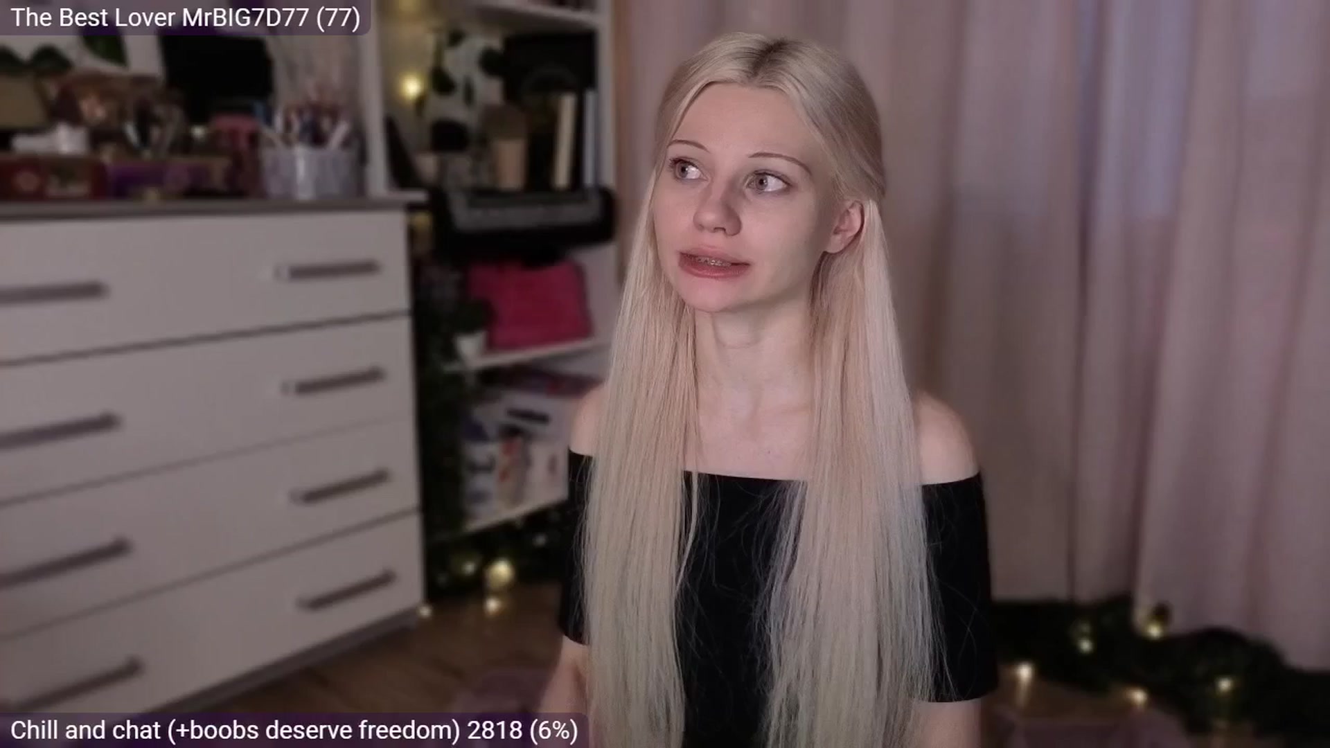 Gallery image thumbnail from JellyFox's myfreecams stream on, 03/22/2026, 04:54 image 12 of 20