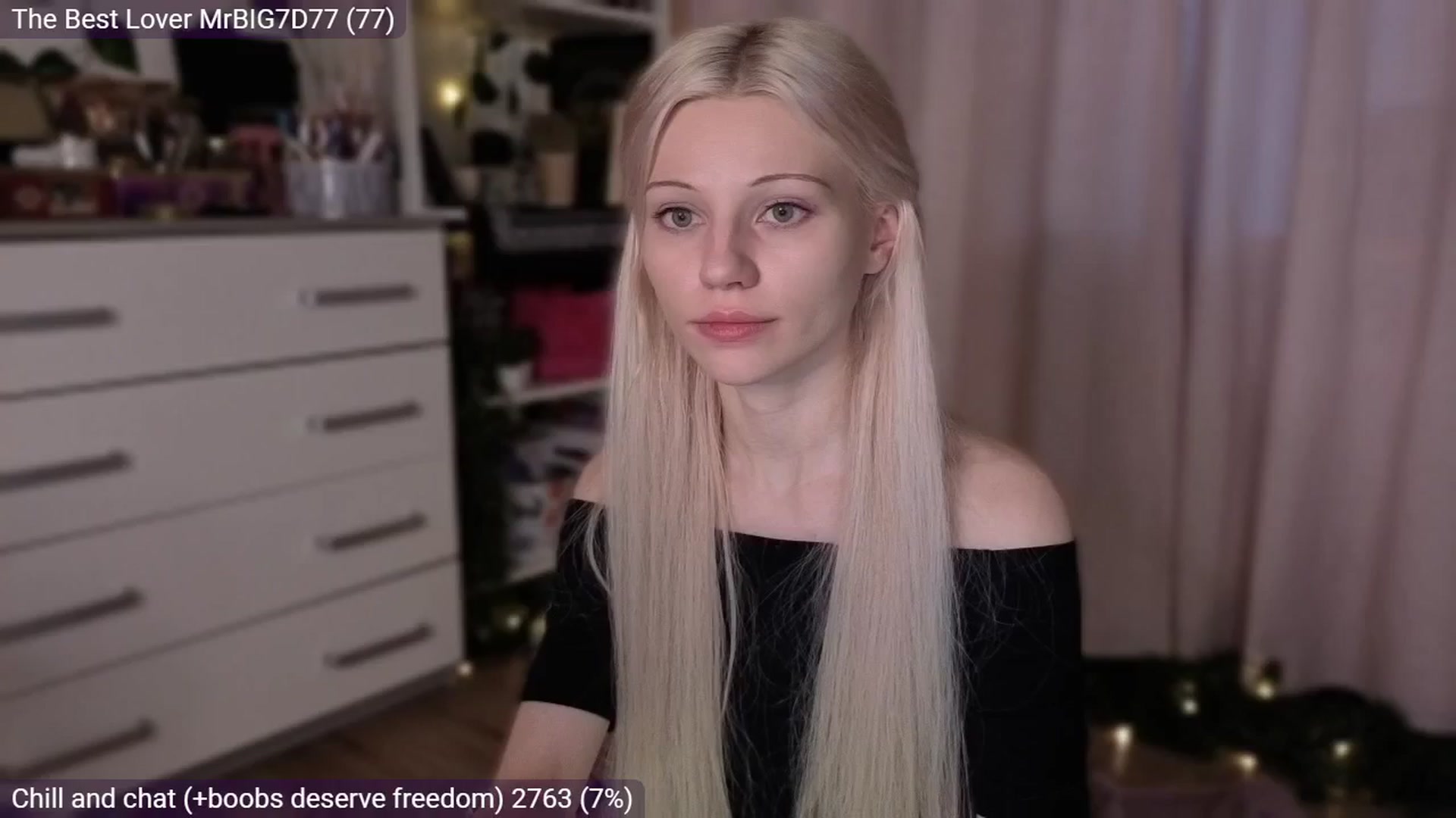 Gallery image thumbnail from JellyFox's myfreecams stream on, 03/22/2026, 04:54 image 13 of 20