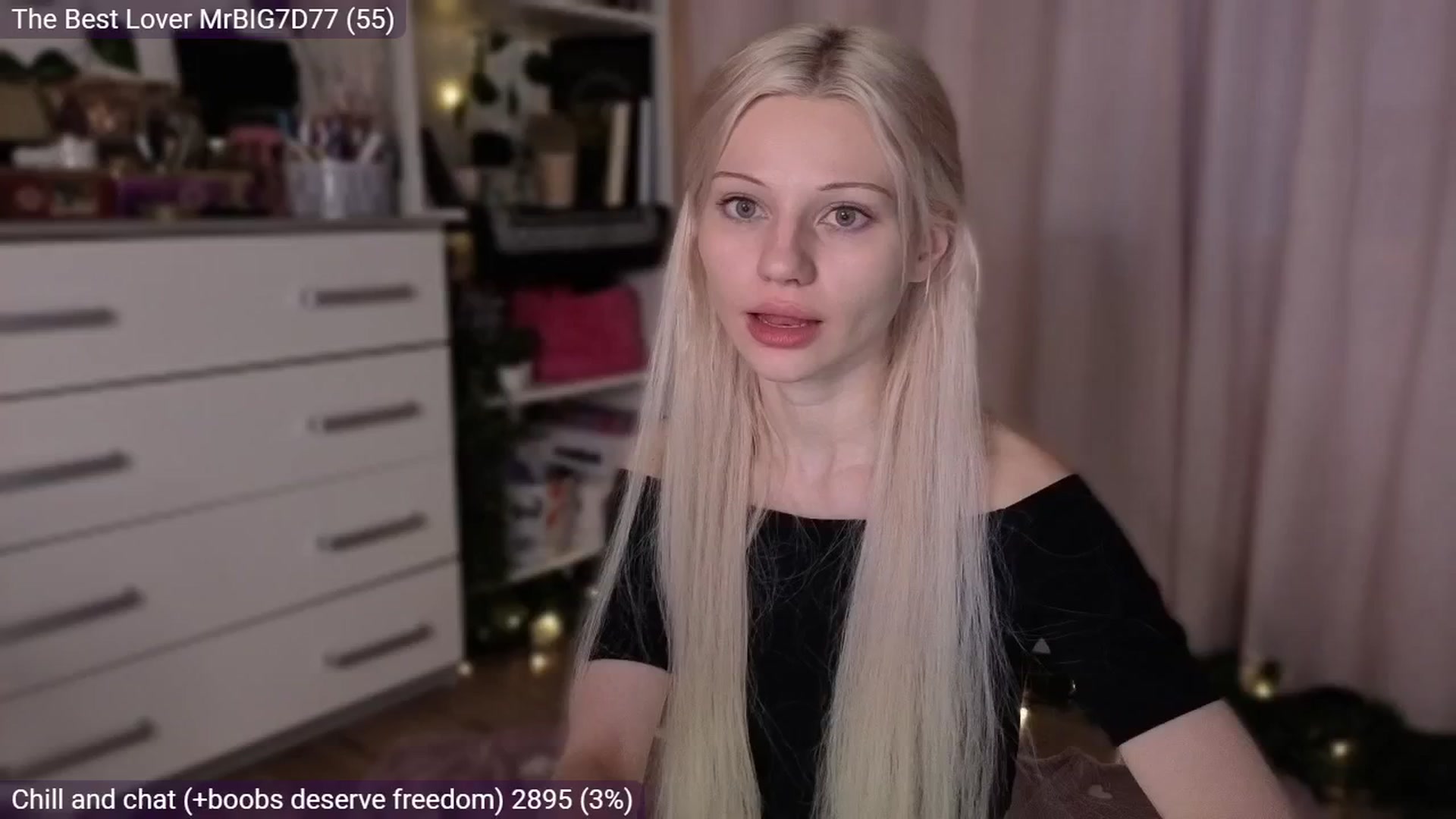 Gallery image thumbnail from JellyFox's myfreecams stream on, 03/22/2026, 04:54 image 5 of 20