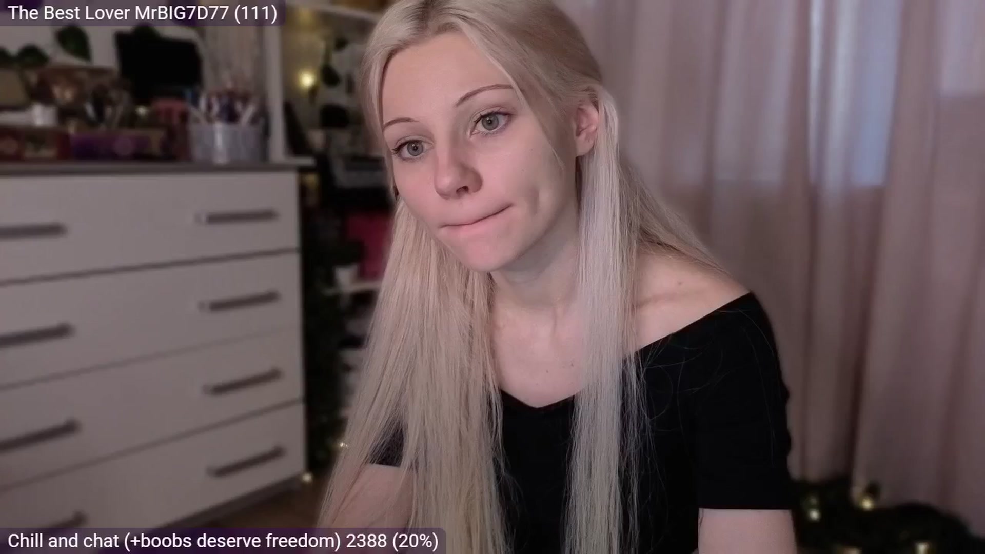 Gallery image thumbnail from JellyFox's myfreecams stream on, 03/22/2026, 05:54 image 15 of 20