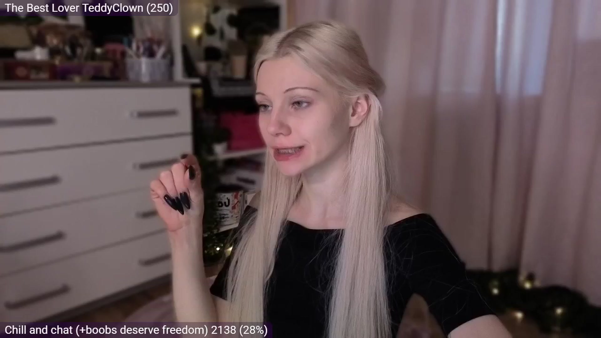 Gallery image thumbnail from JellyFox's myfreecams stream on, 03/22/2026, 07:38 image 2 of 20