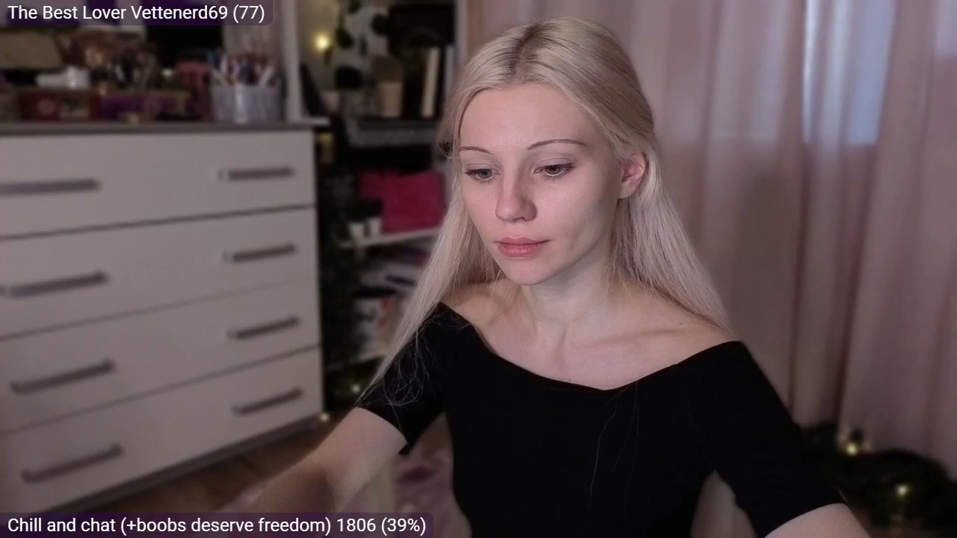 Gallery image thumbnail from JellyFox's myfreecams stream on, 03/22/2026, 07:38 image 14 of 20