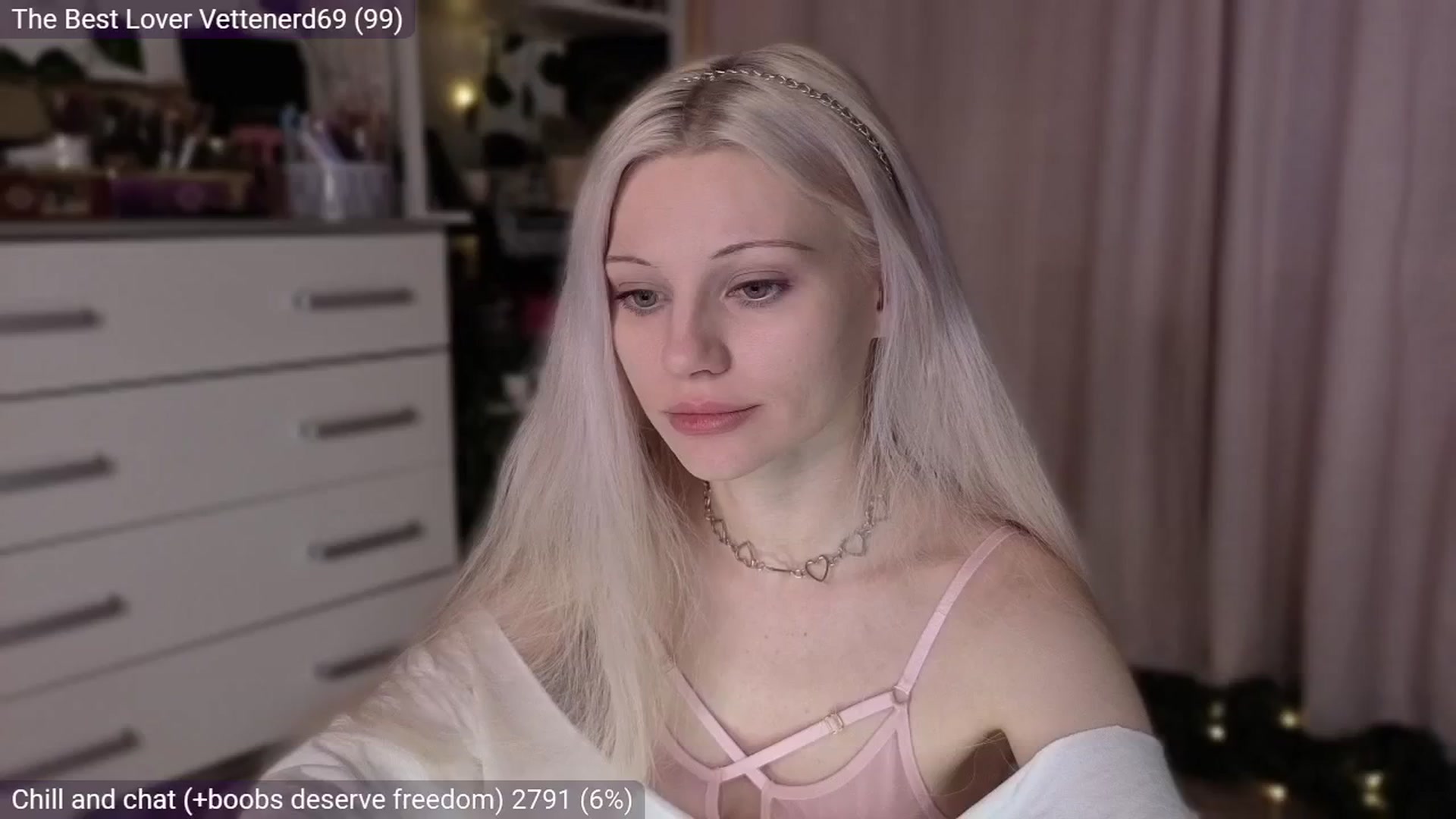 Gallery image thumbnail from JellyFox's myfreecams stream on, 03/24/2026, 04:21 image 2 of 20