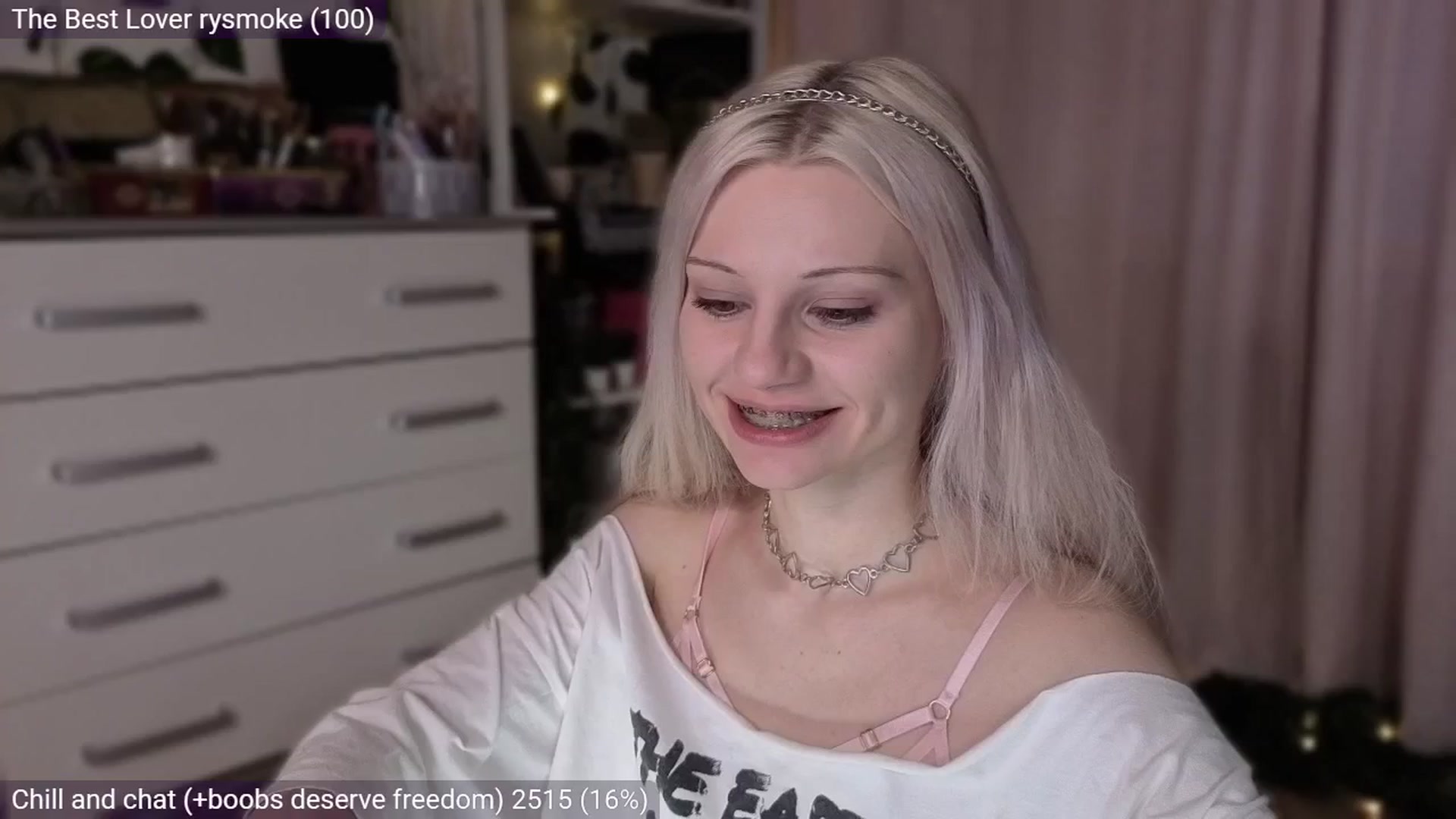 Gallery image thumbnail from JellyFox's myfreecams stream on, 03/24/2026, 04:21 image 14 of 20
